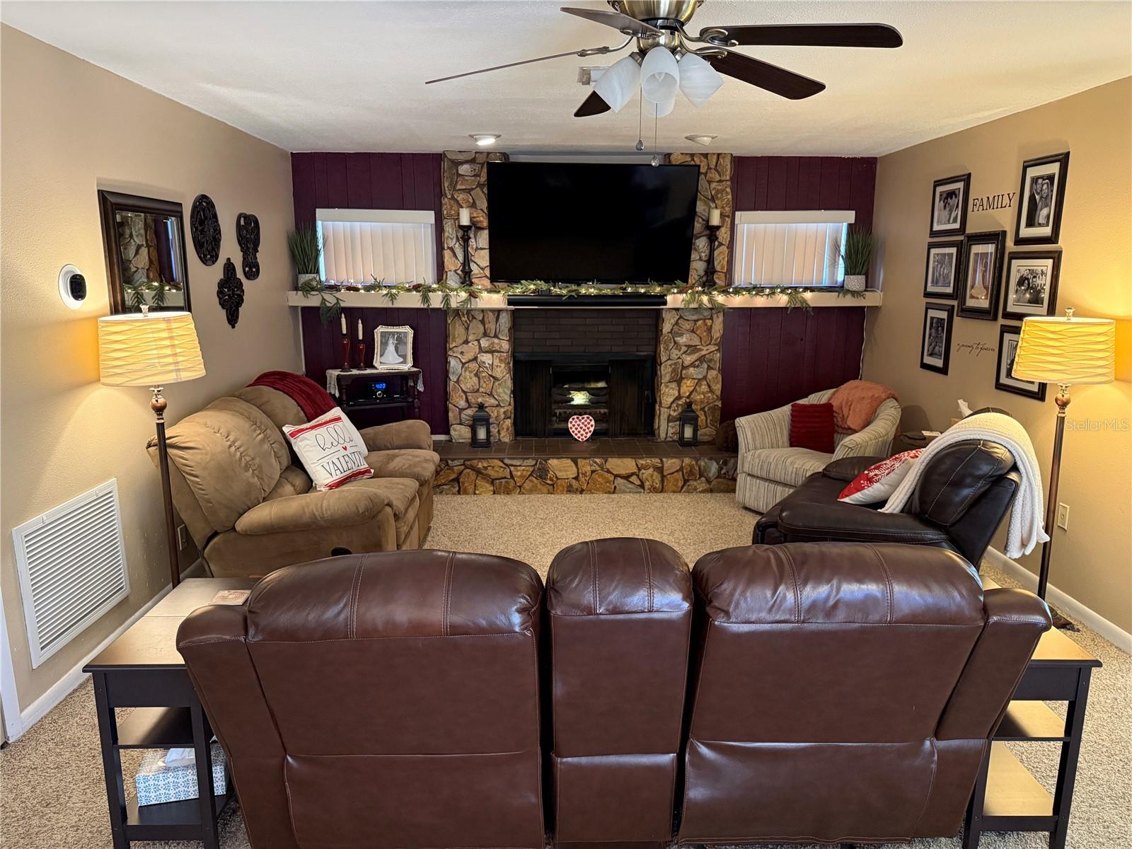 Image 20 of 51 For 12054 101st Avenue