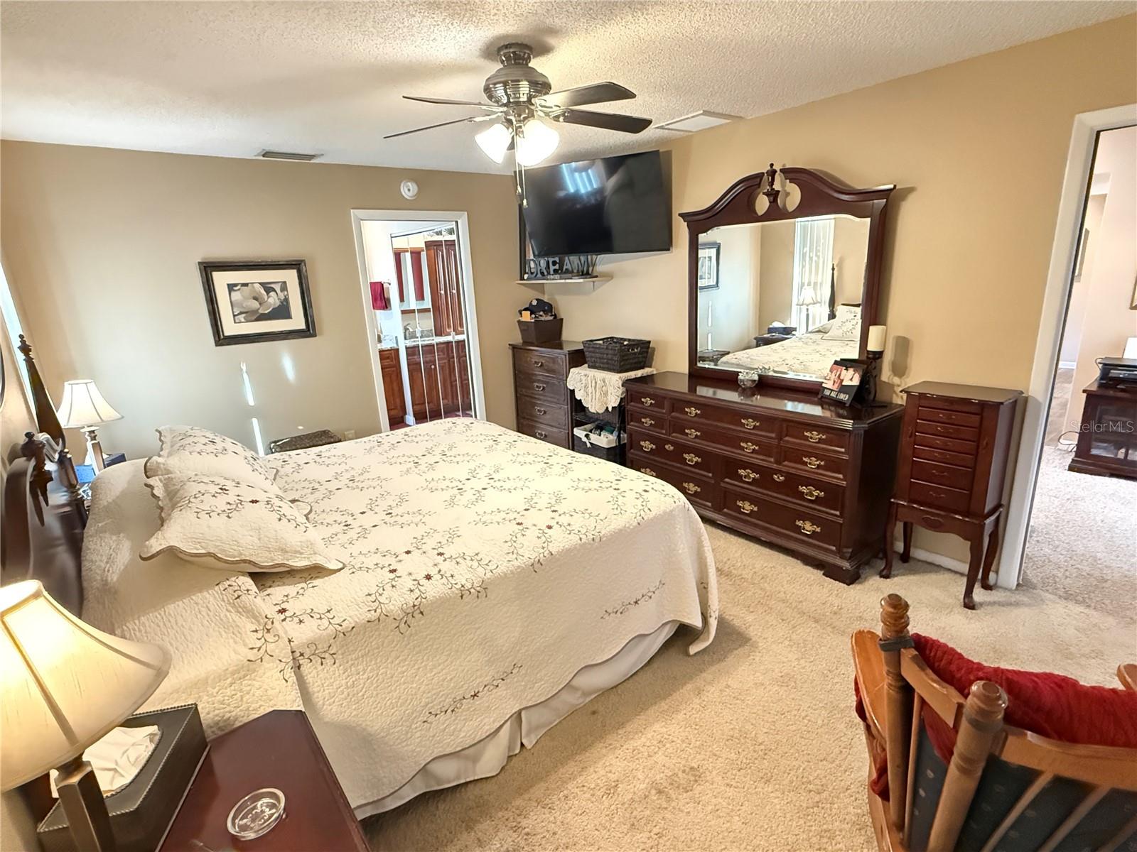 Image 26 of 51 For 12054 101st Avenue