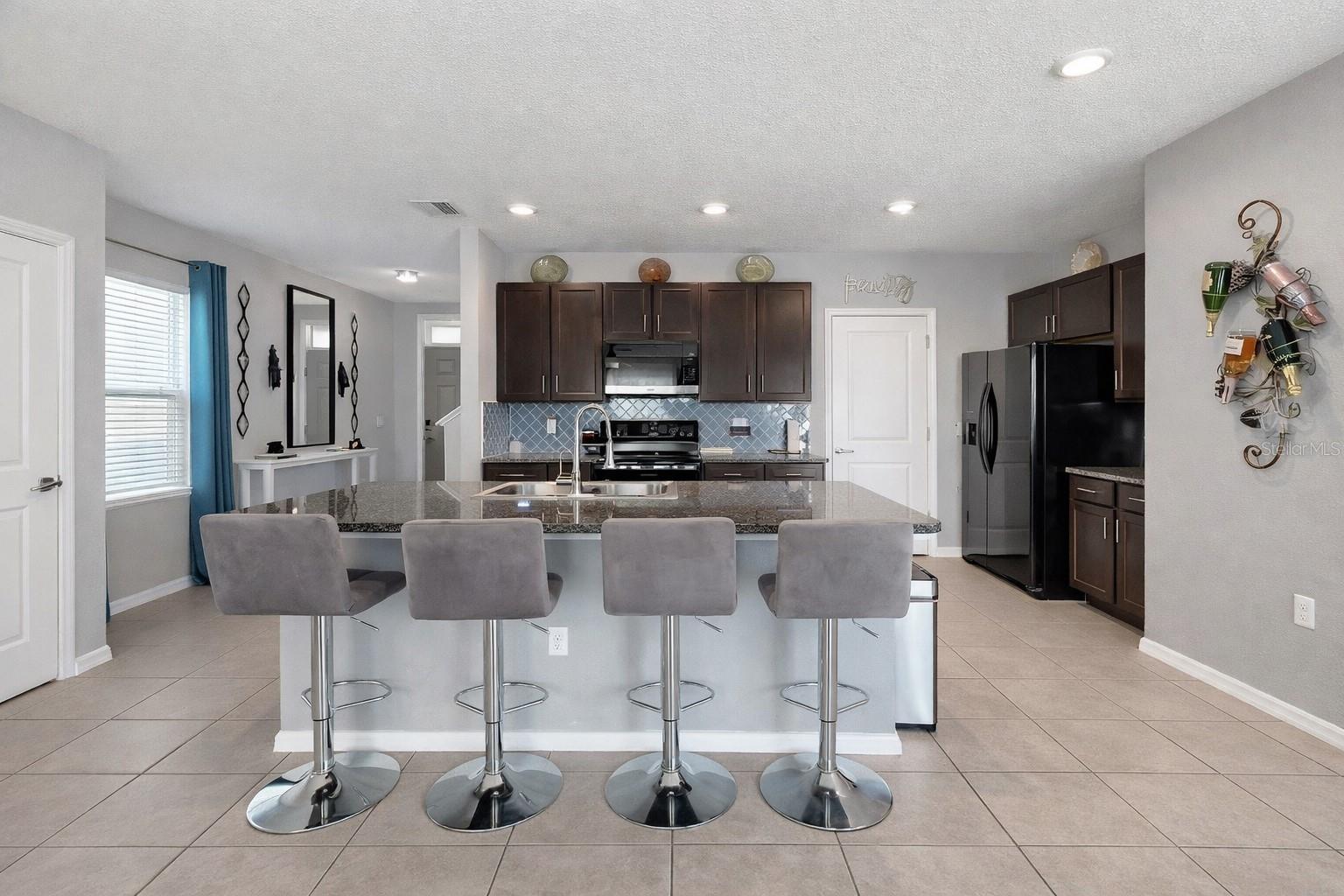 Image 10 of 49 For 11117 Leland Groves Drive