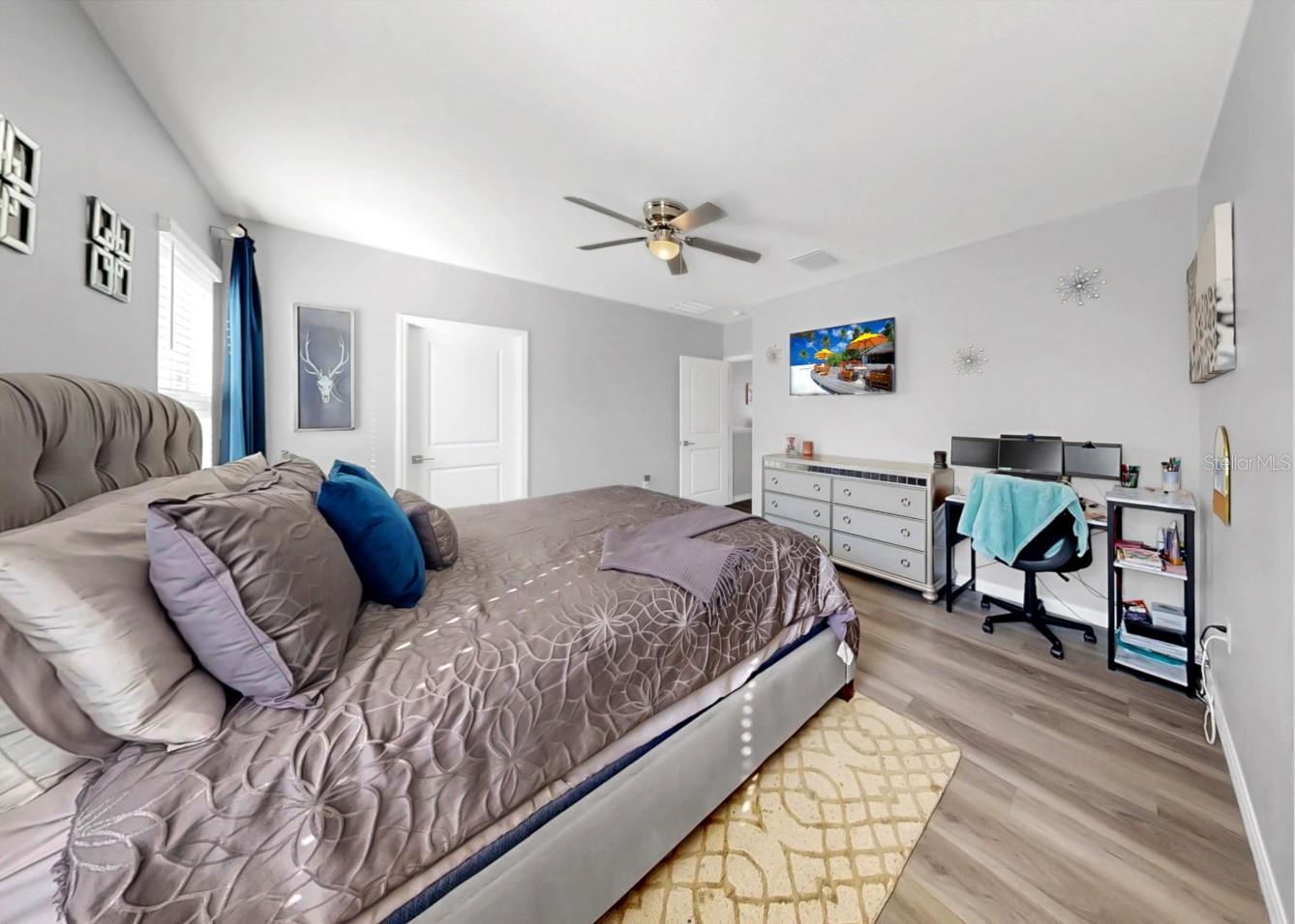 Image 29 of 49 For 11117 Leland Groves Drive