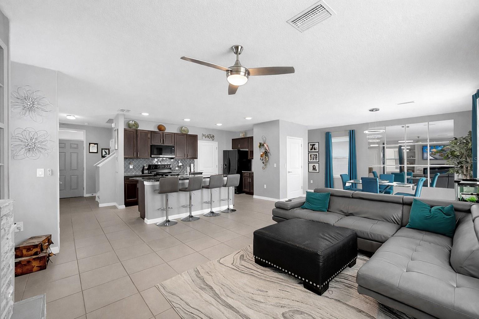 Image 7 of 49 For 11117 Leland Groves Drive