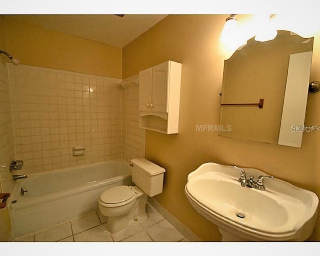 Image 9 of 12 For 720 100th Avenue N 203