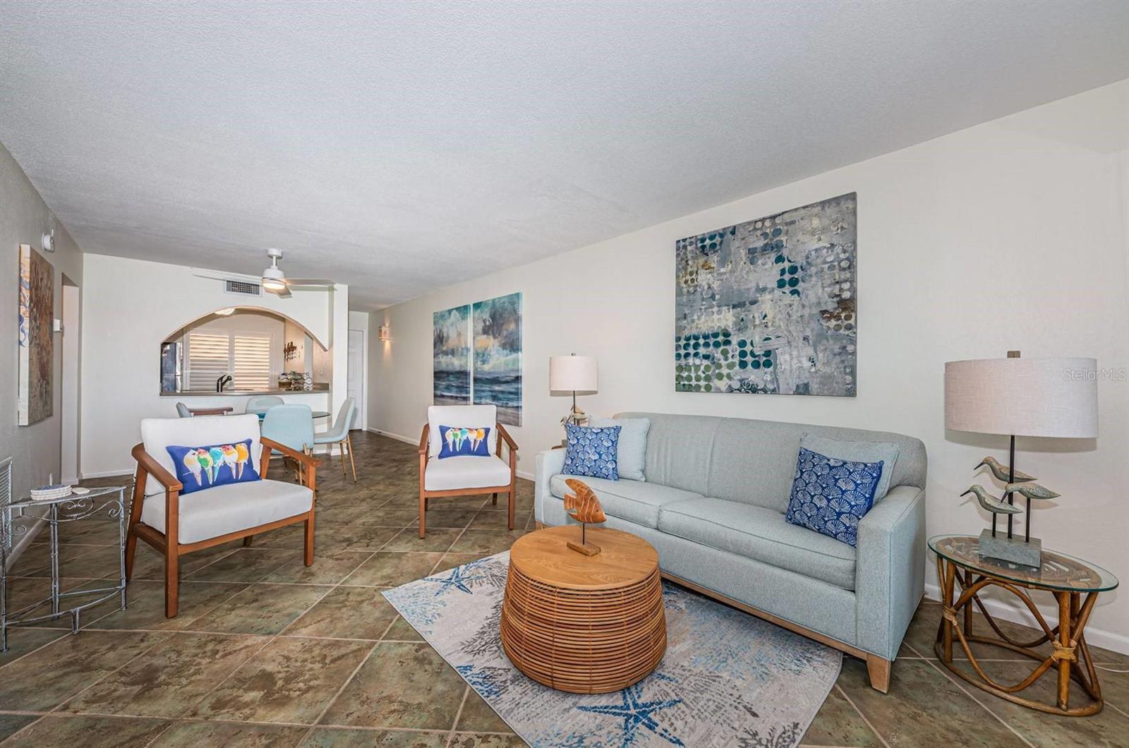 Image 5 of 24 For 6291 Bahia Del Mar Circle 207