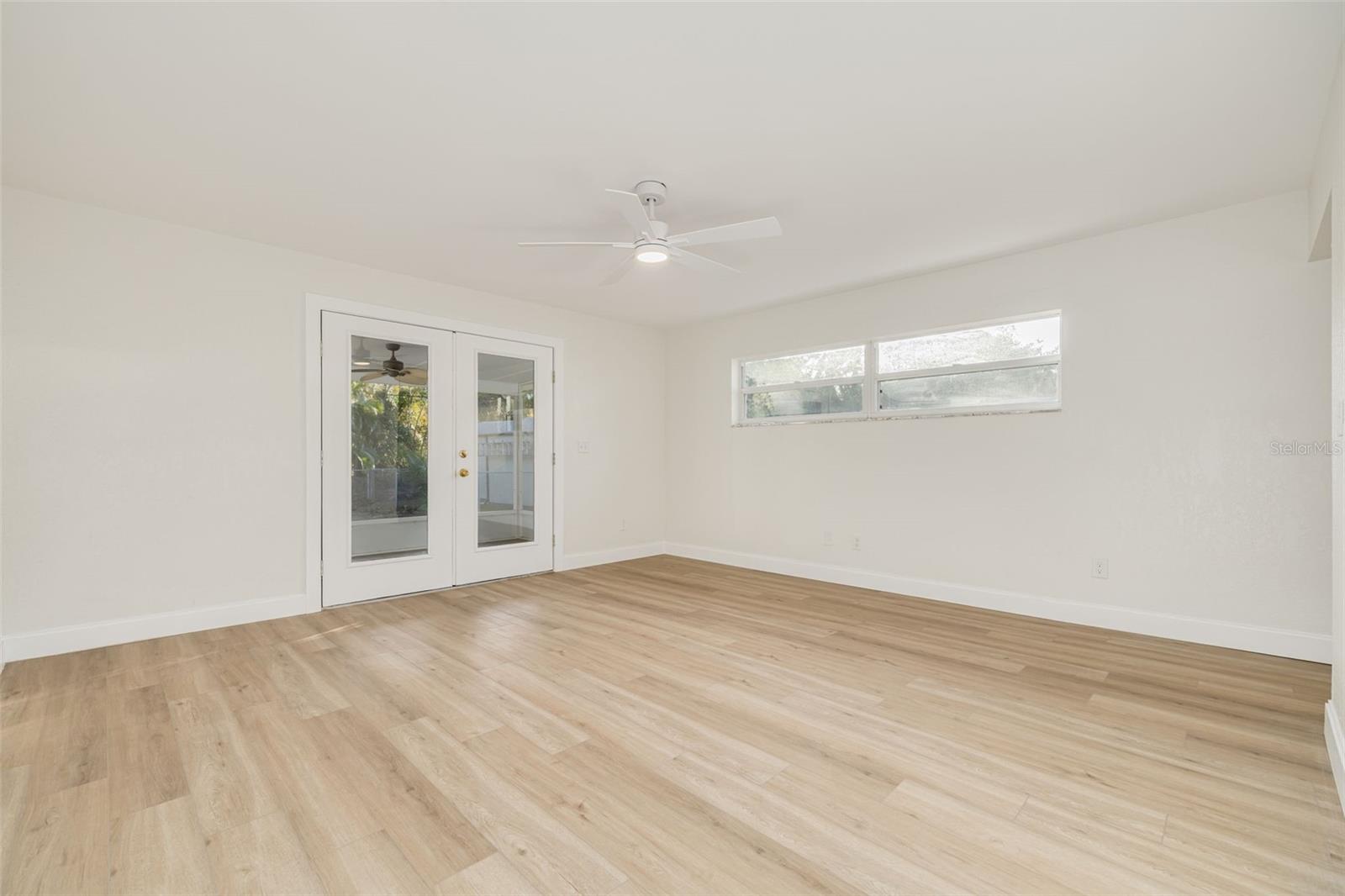 Image 22 of 33 For 8062 28th Avenue N