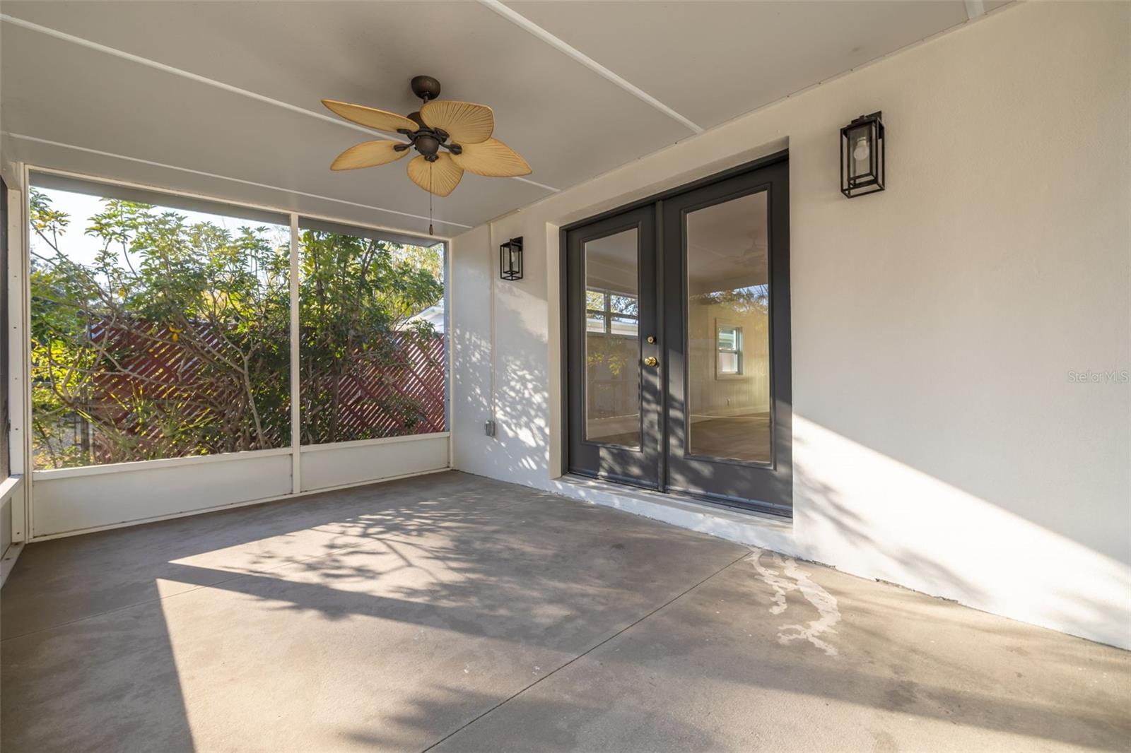 Image 28 of 33 For 8062 28th Avenue N