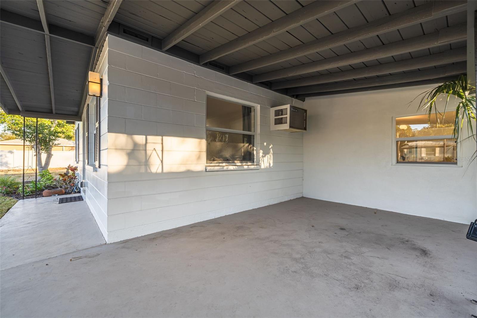 Image 4 of 33 For 8062 28th Avenue N