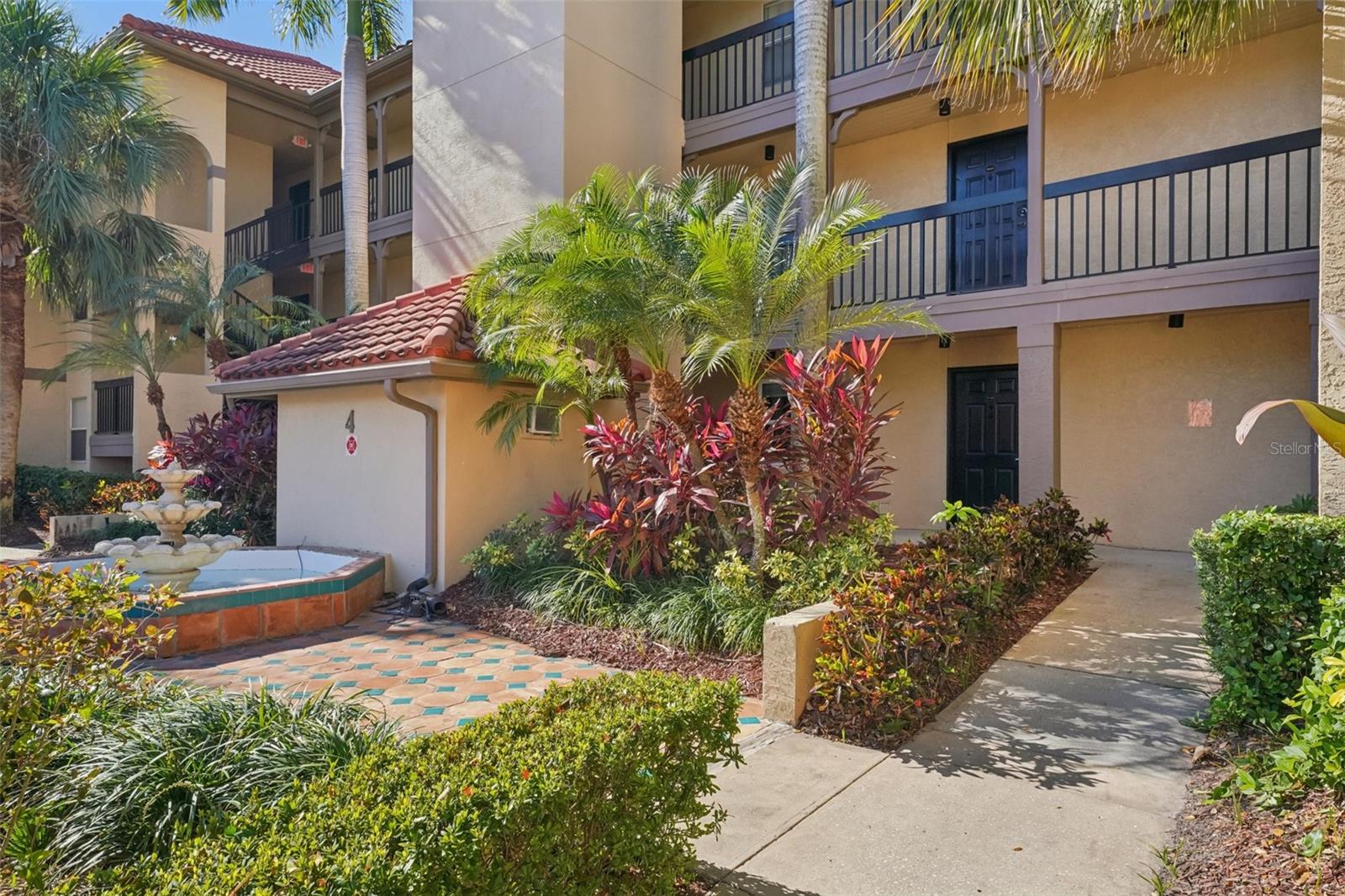 Image 2 of 68 For 2400 Feather Sound Drive 415