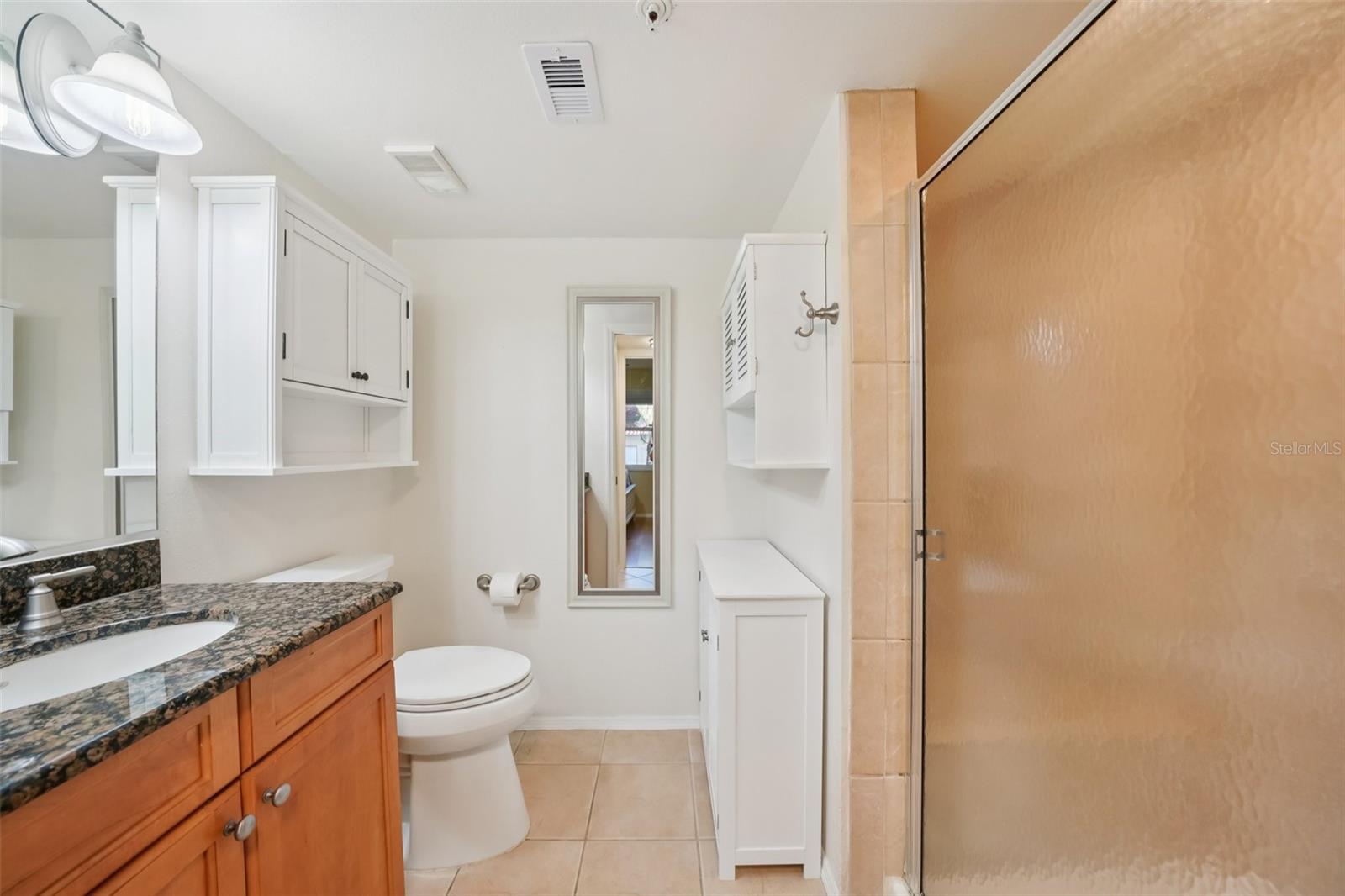 Image 35 of 68 For 2400 Feather Sound Drive 415