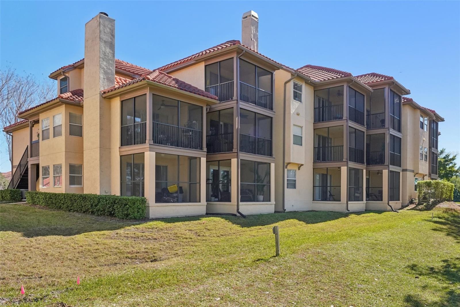 Image 56 of 68 For 2400 Feather Sound Drive 415