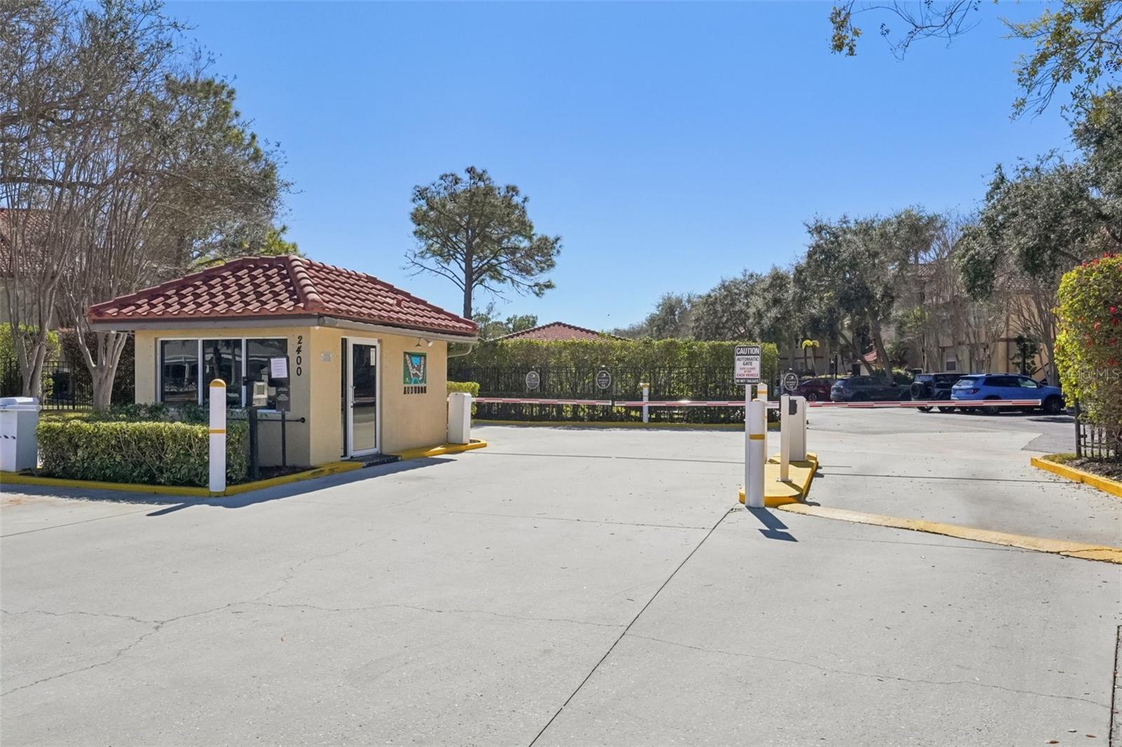 Image 59 of 68 For 2400 Feather Sound Drive 415