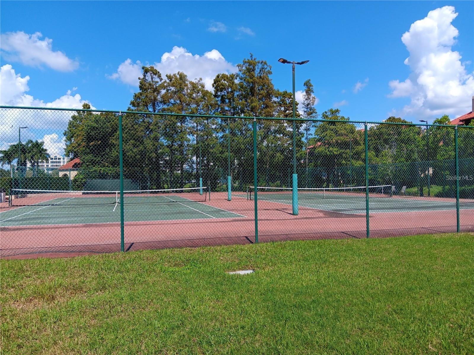 Image 68 of 68 For 2400 Feather Sound Drive 415