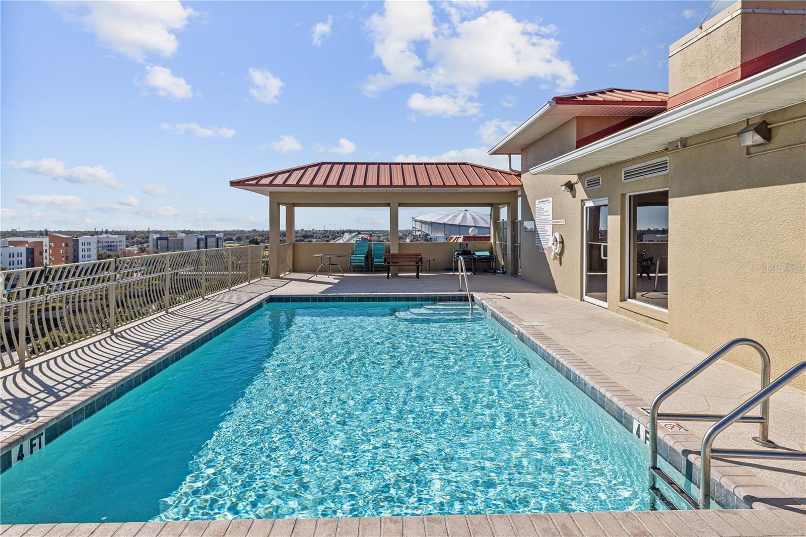 Image 14 of 15 For 750 4th Avenue S 403c