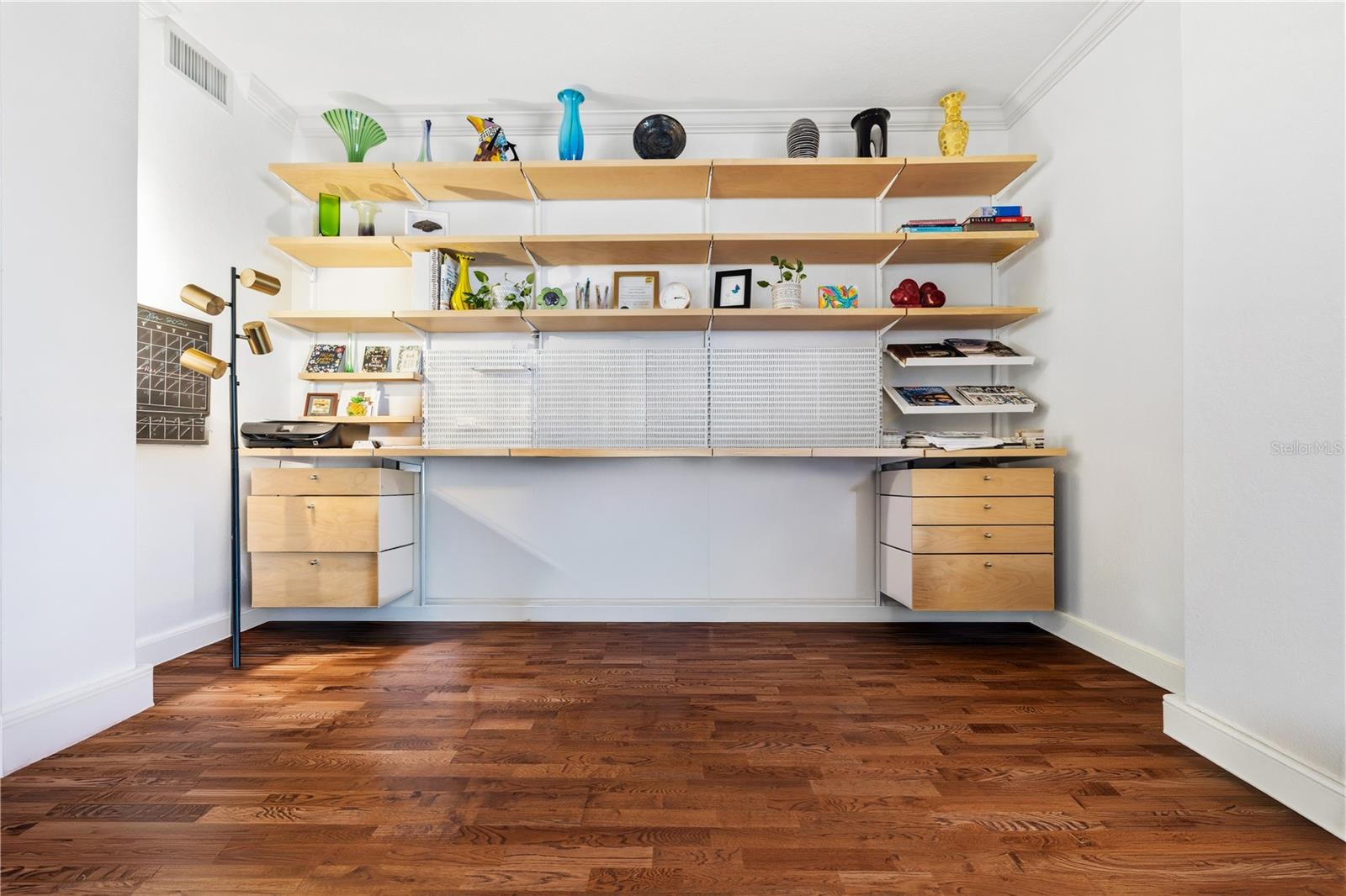 Image 4 of 15 For 750 4th Avenue S 403c