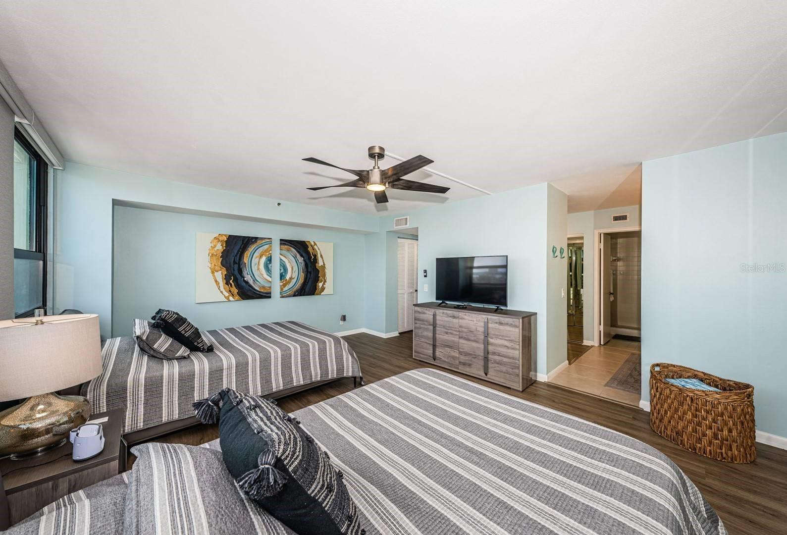 Image 14 of 27 For 6291 Bahia Del Mar Circle 903