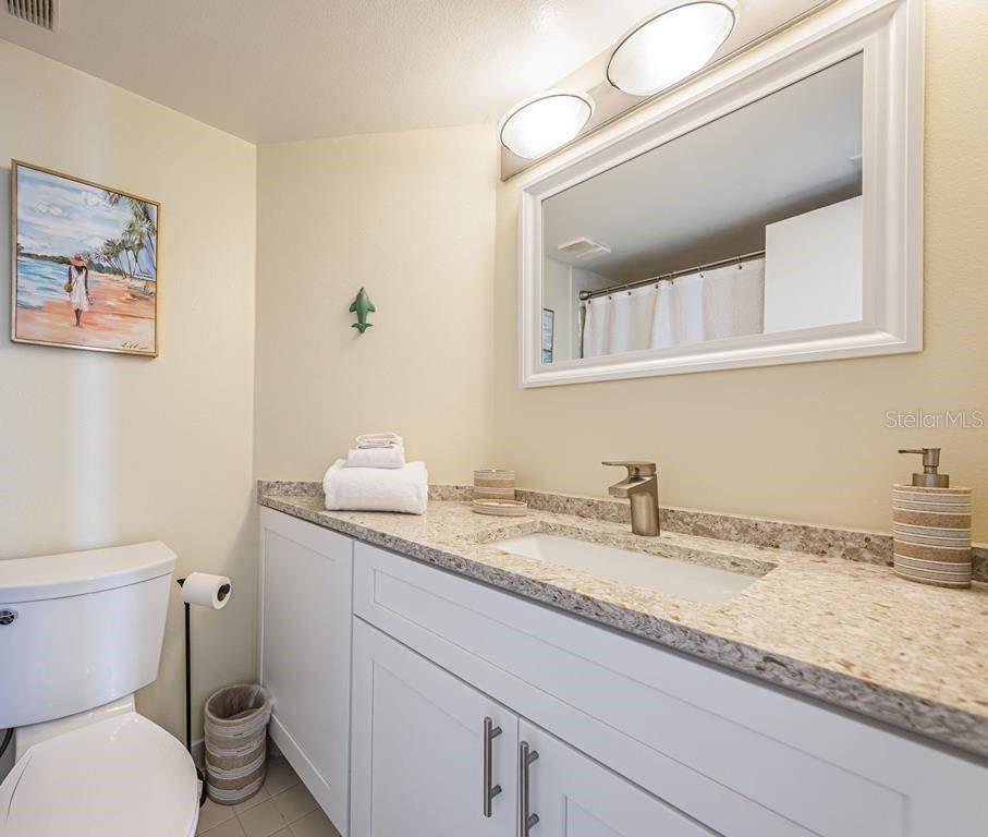 Image 16 of 27 For 6291 Bahia Del Mar Circle 903