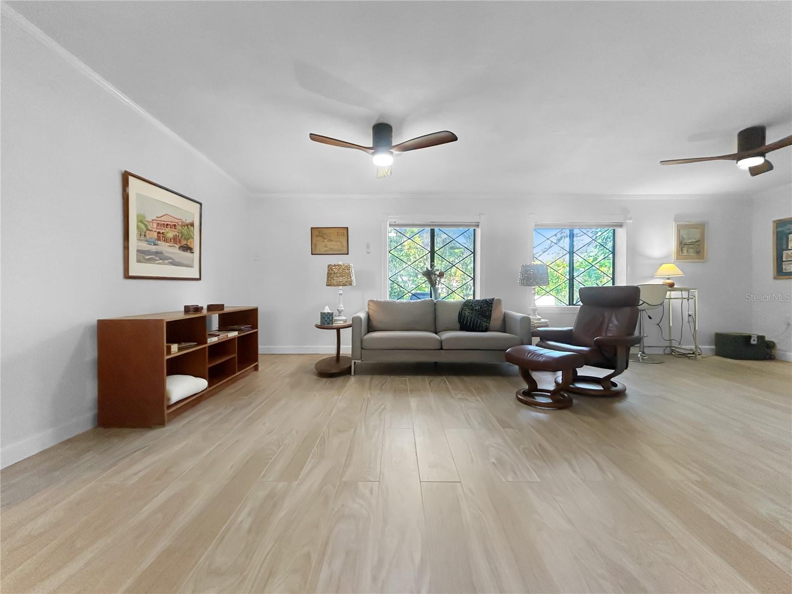 Listing photo id 16 for 7922 2nd Way N