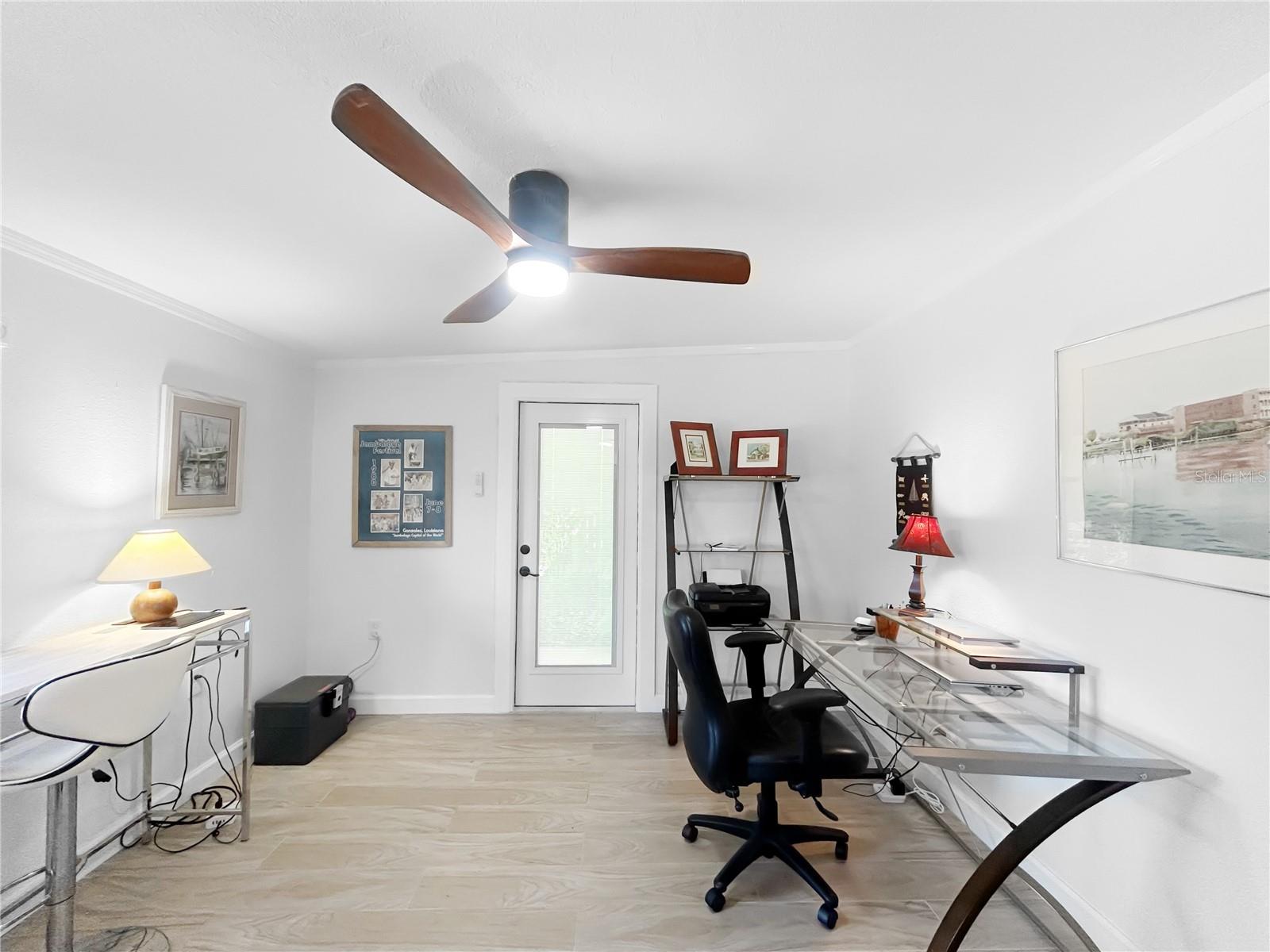 Listing photo id 19 for 7922 2nd Way N