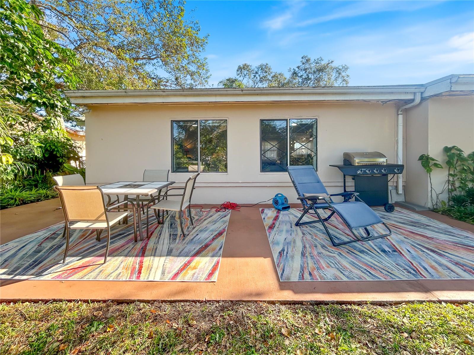 Listing photo id 31 for 7922 2nd Way N