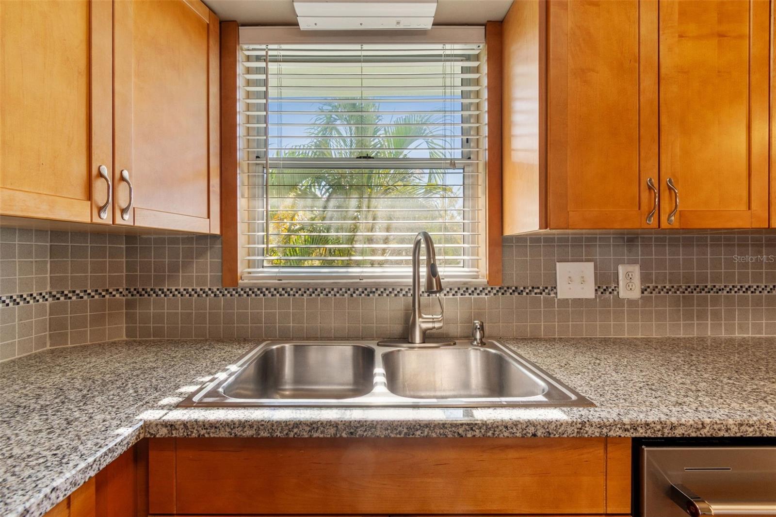 Image 11 of 96 For 2254 Norwegian Drive 28