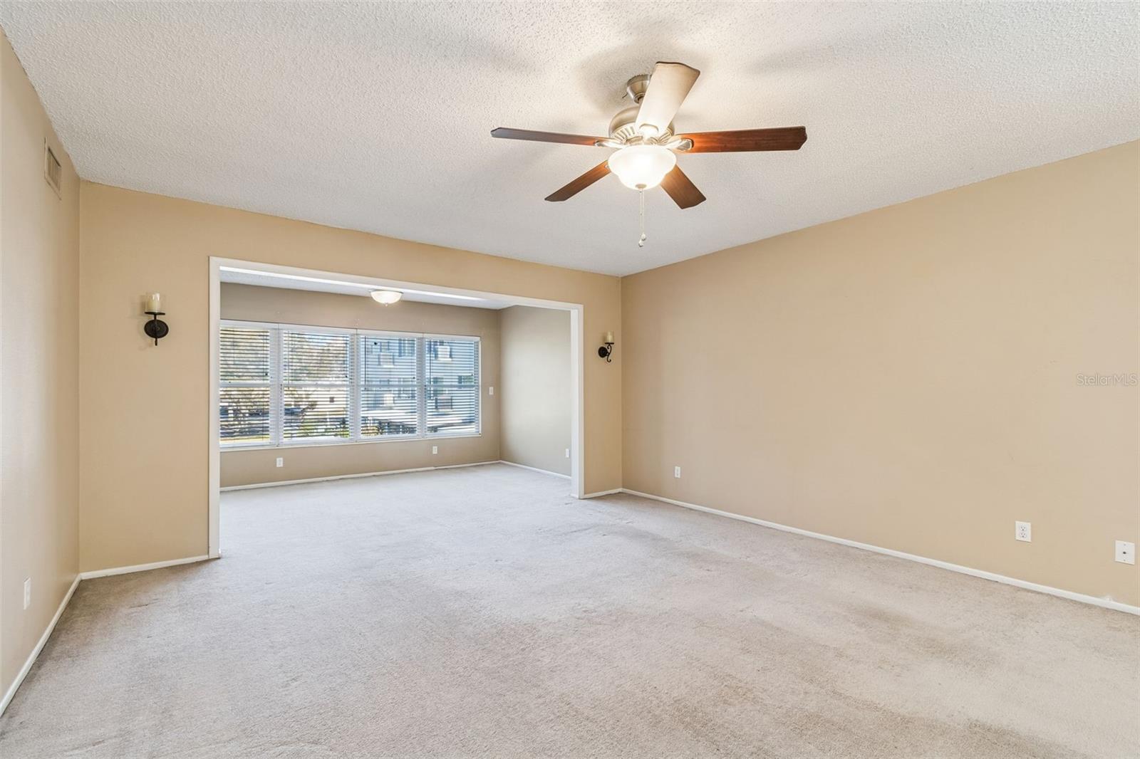 Image 19 of 96 For 2254 Norwegian Drive 28