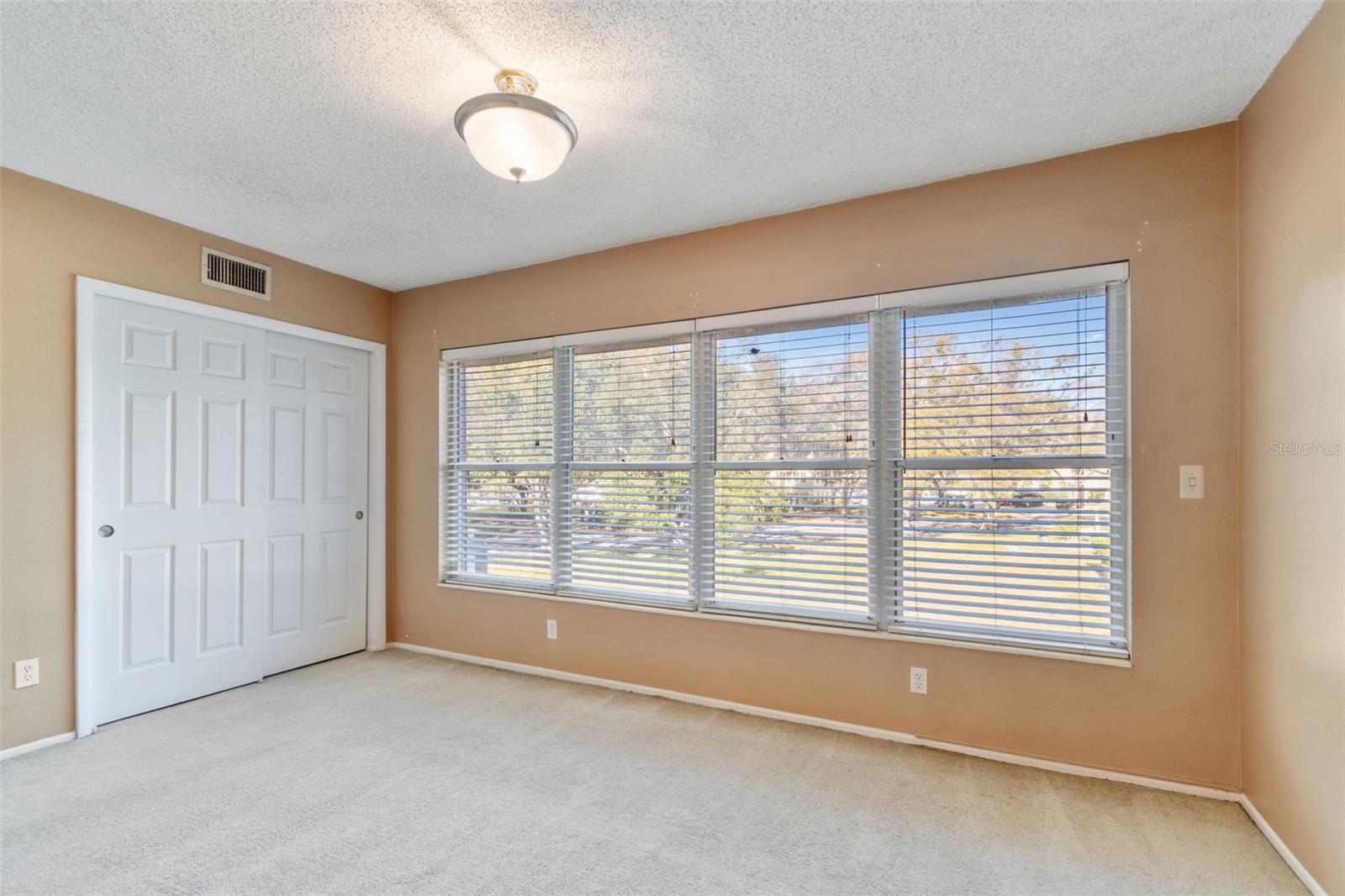 Image 24 of 96 For 2254 Norwegian Drive 28