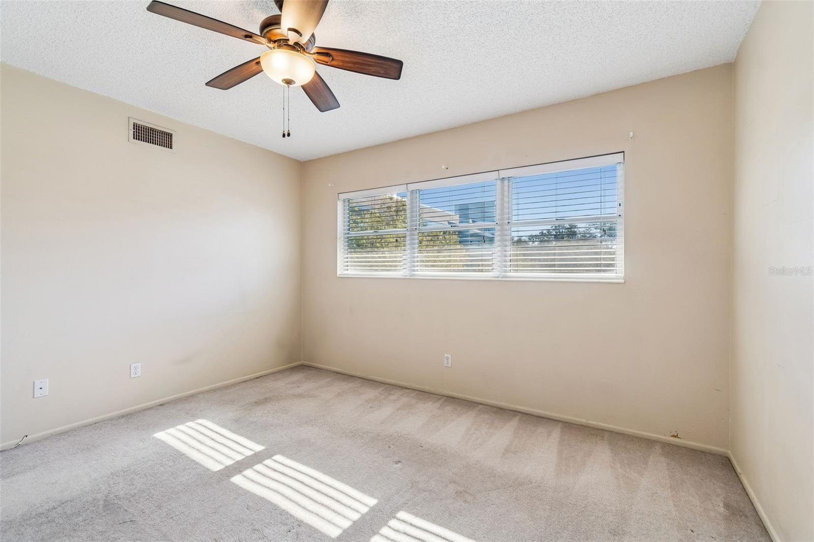 Image 30 of 96 For 2254 Norwegian Drive 28