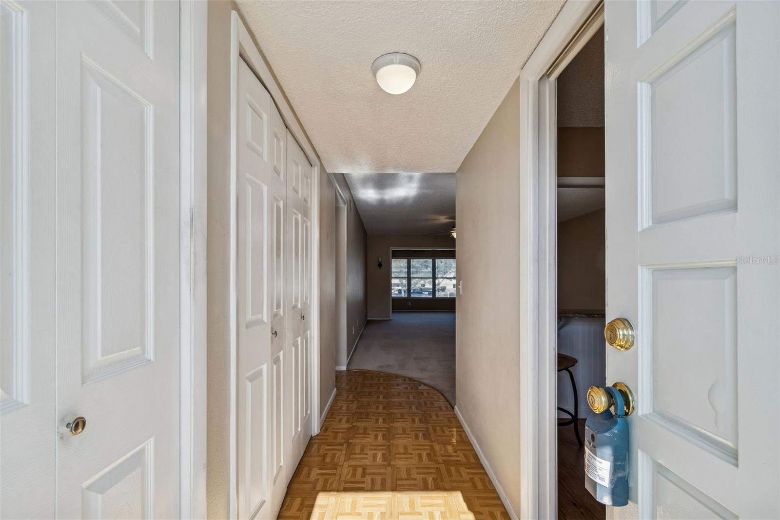 Image 4 of 96 For 2254 Norwegian Drive 28