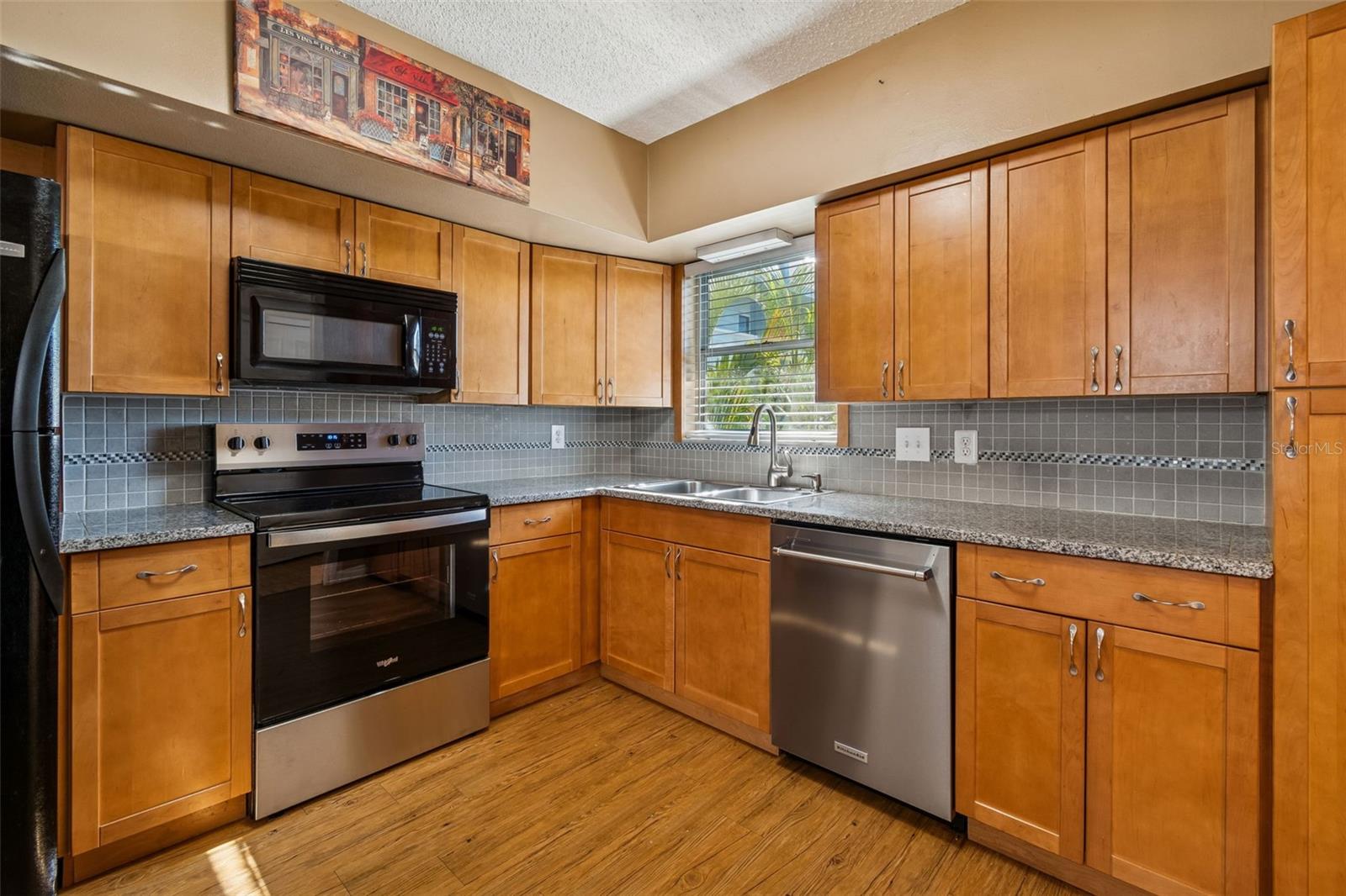 Image 7 of 96 For 2254 Norwegian Drive 28