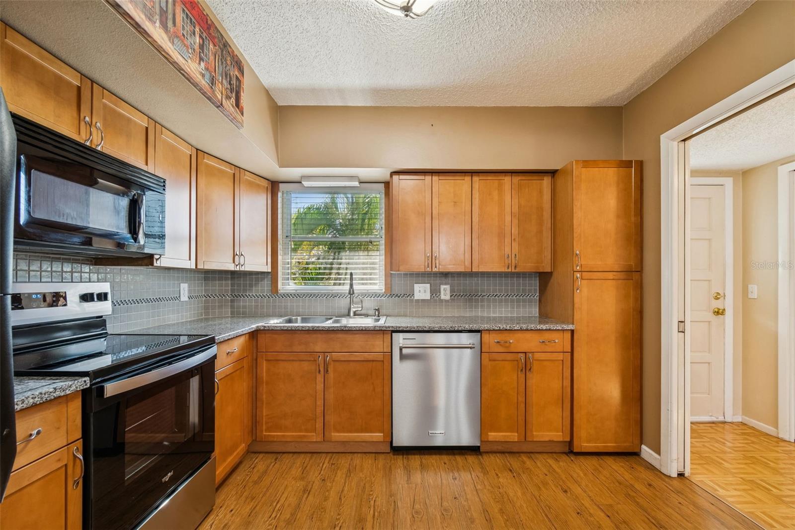 Image 8 of 96 For 2254 Norwegian Drive 28