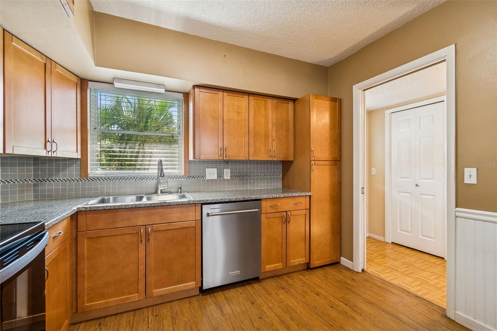 Image 9 of 96 For 2254 Norwegian Drive 28