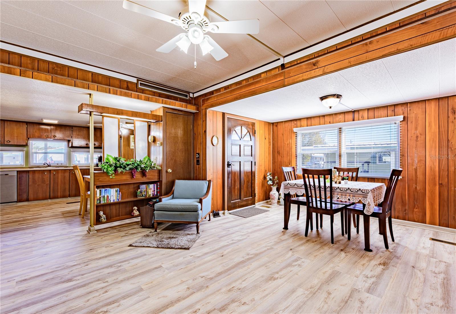 Image 15 of 71 For 36946 Grace Avenue