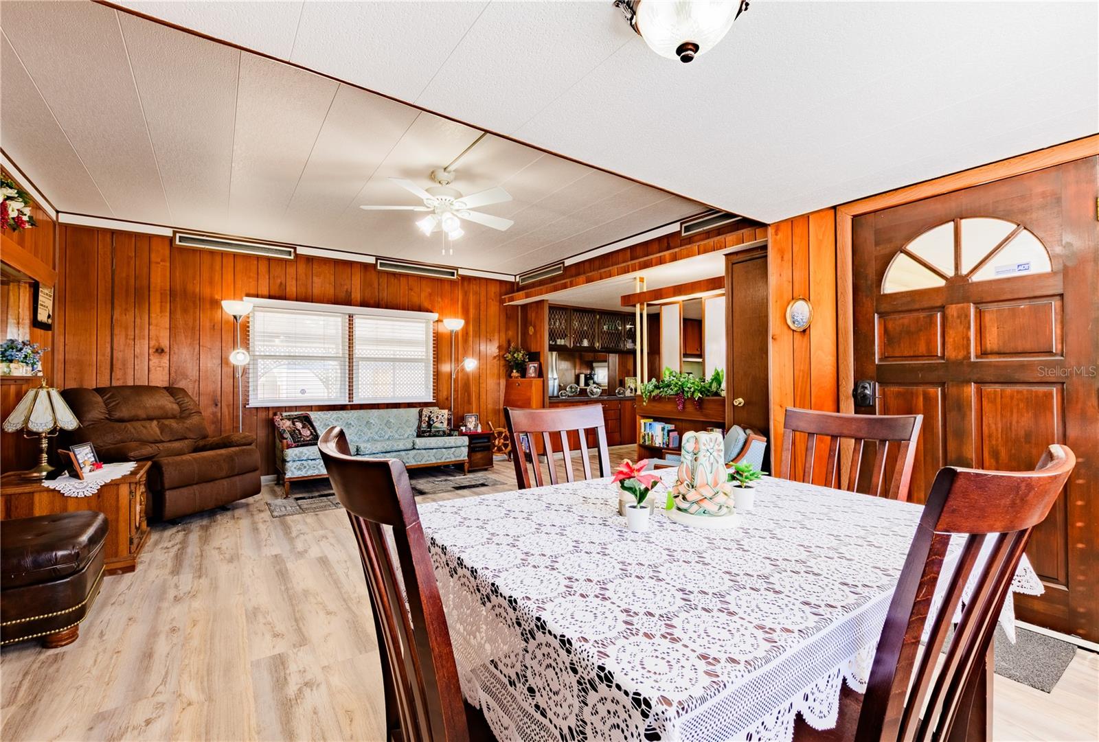 Image 17 of 71 For 36946 Grace Avenue