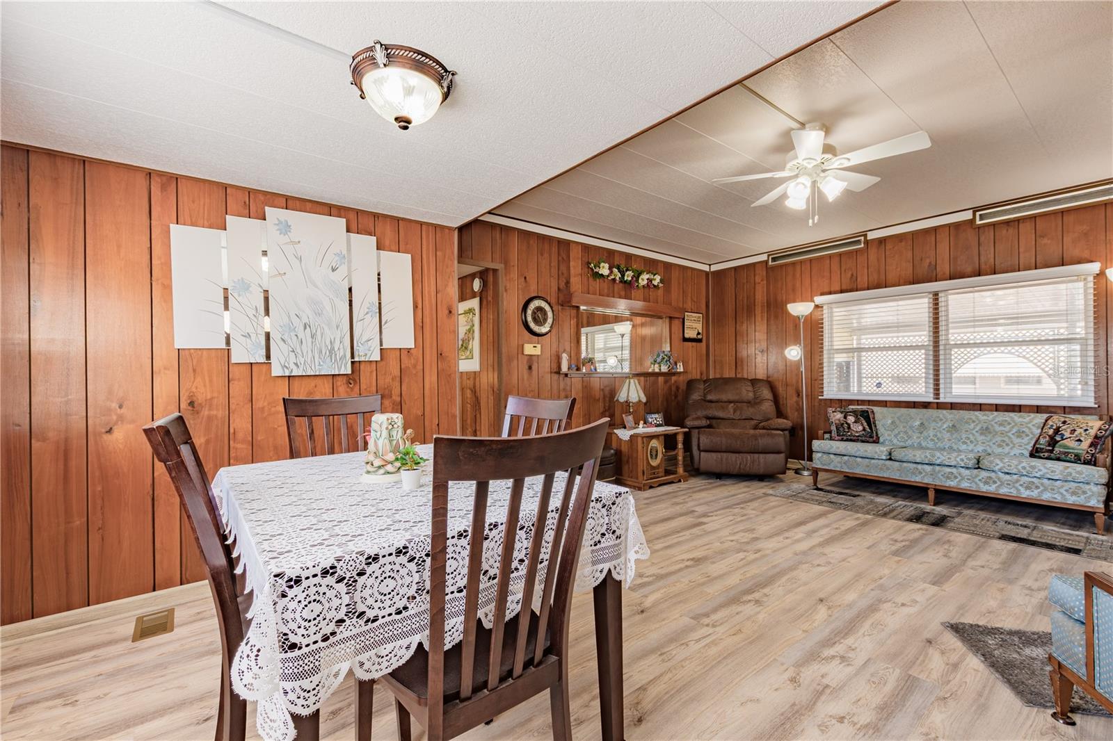 Image 19 of 71 For 36946 Grace Avenue