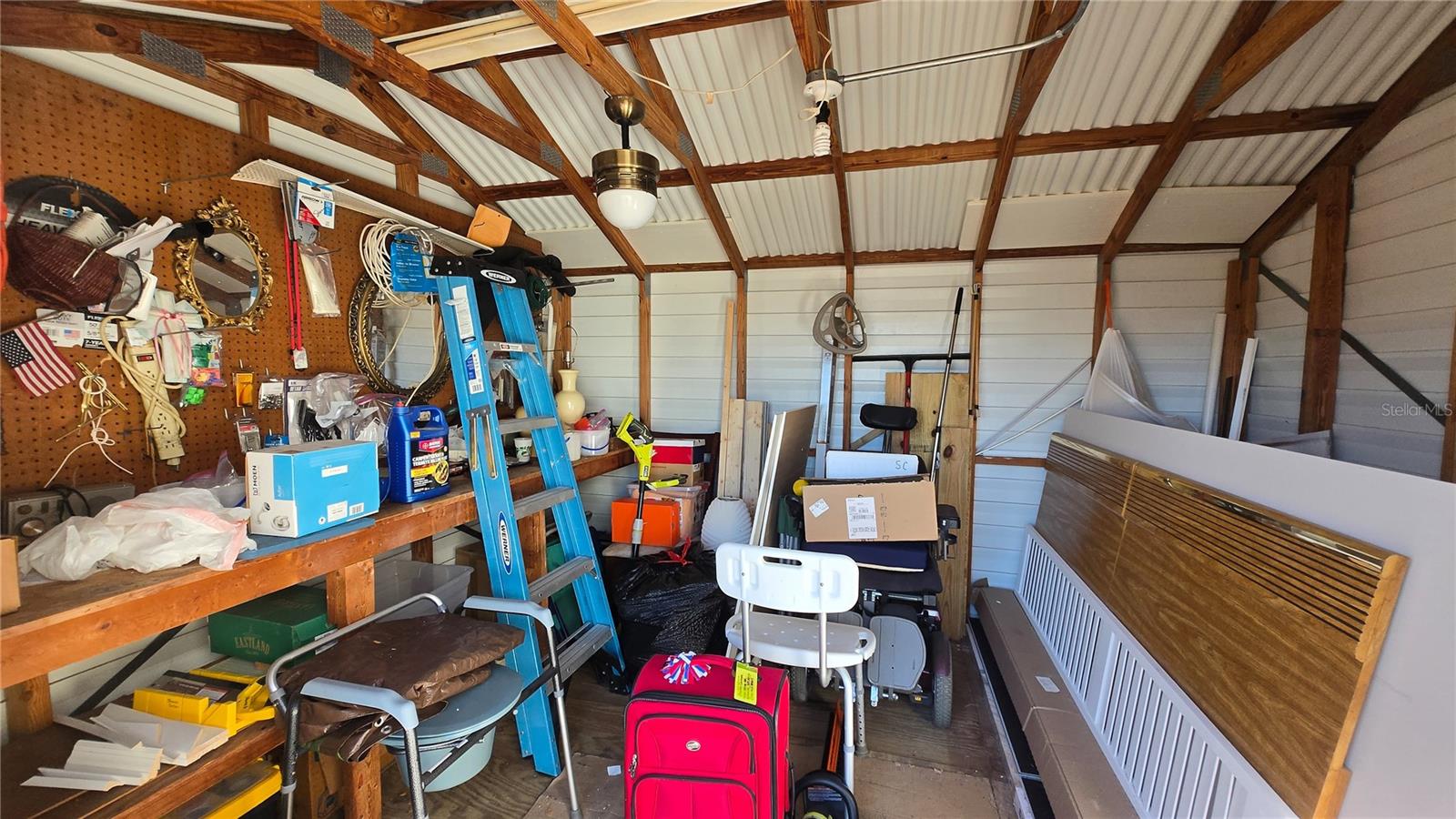 Image 39 of 71 For 36946 Grace Avenue