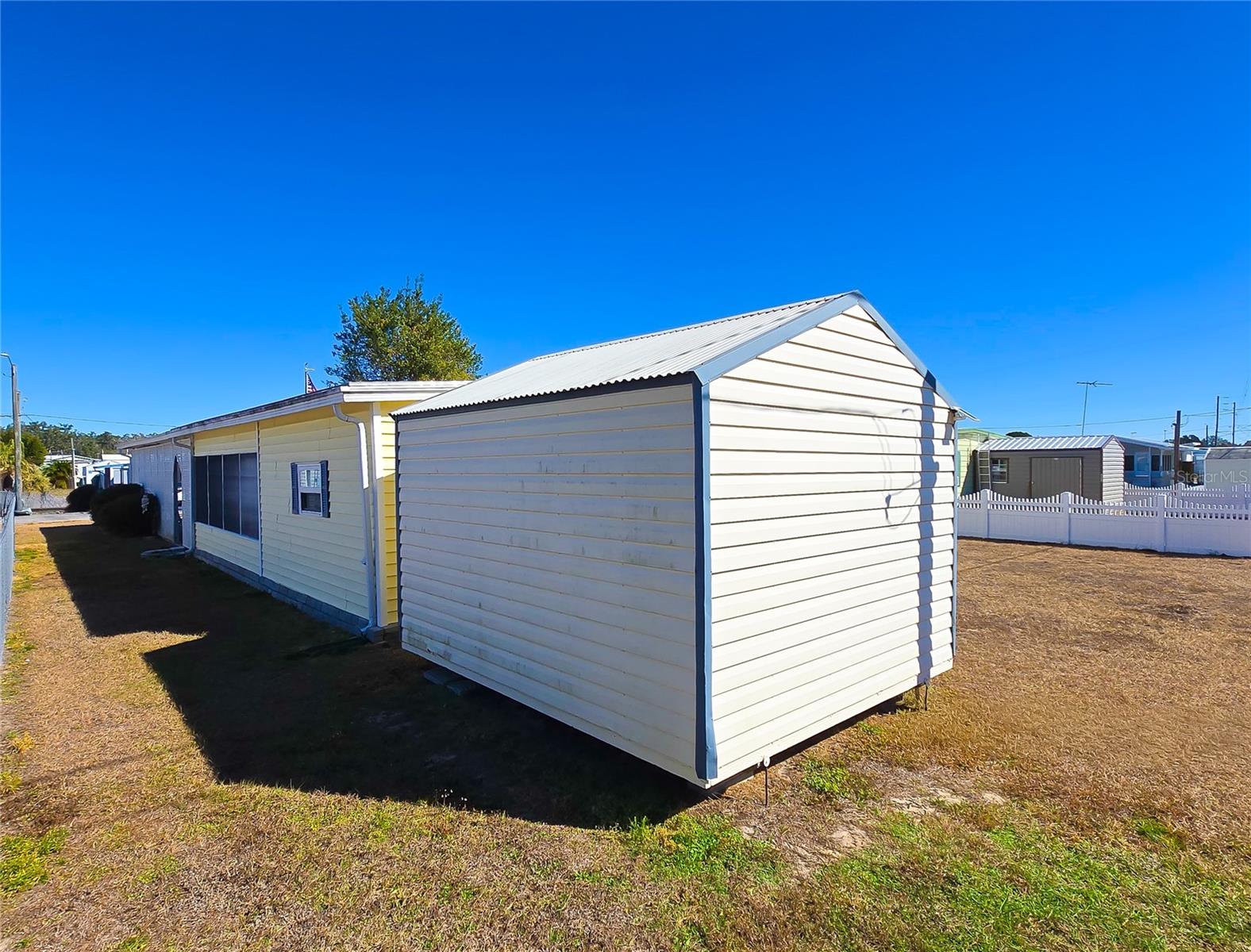 Image 40 of 71 For 36946 Grace Avenue