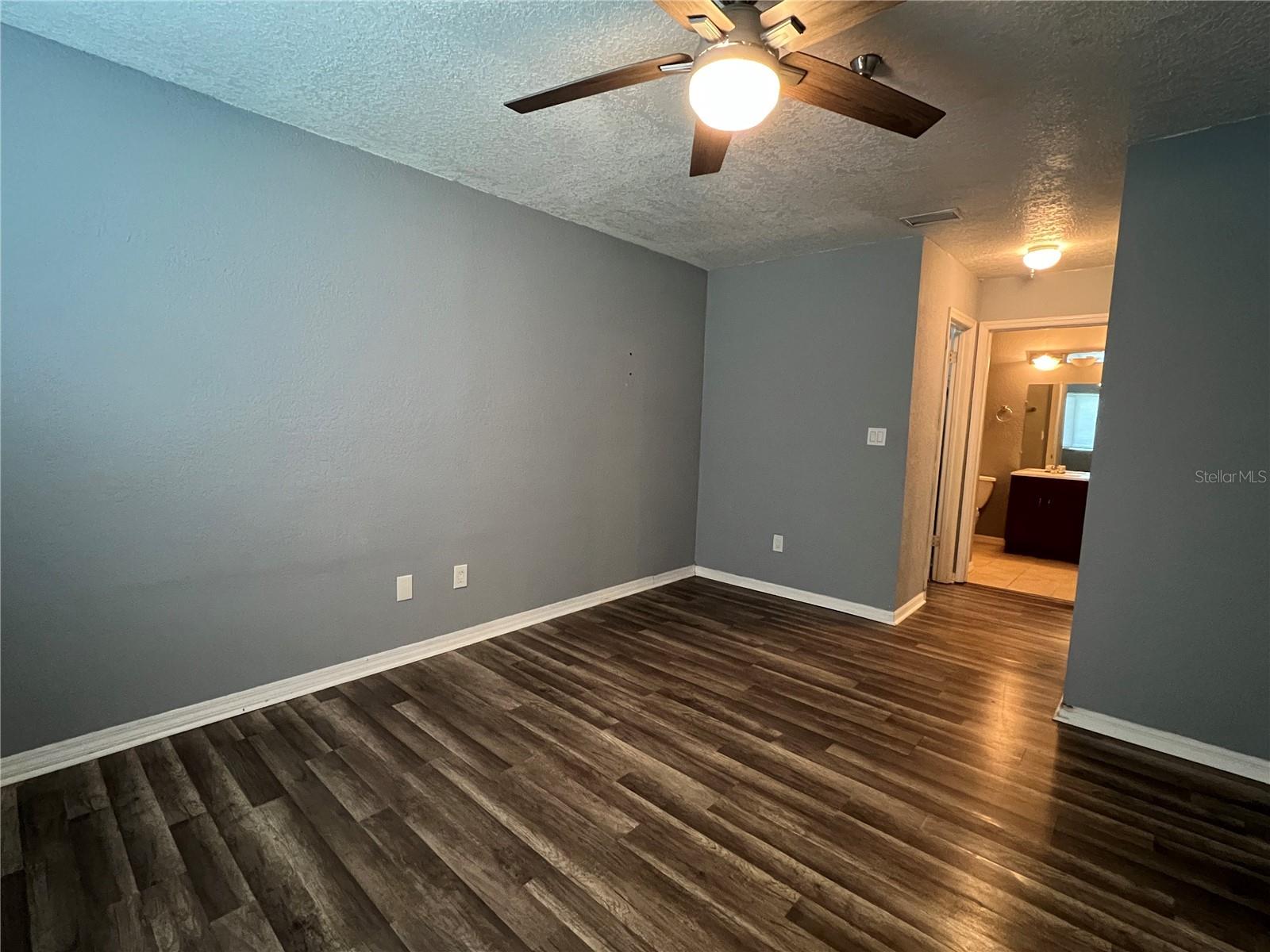 Image 17 of 22 For 10265 Gandy Boulevard N 1709