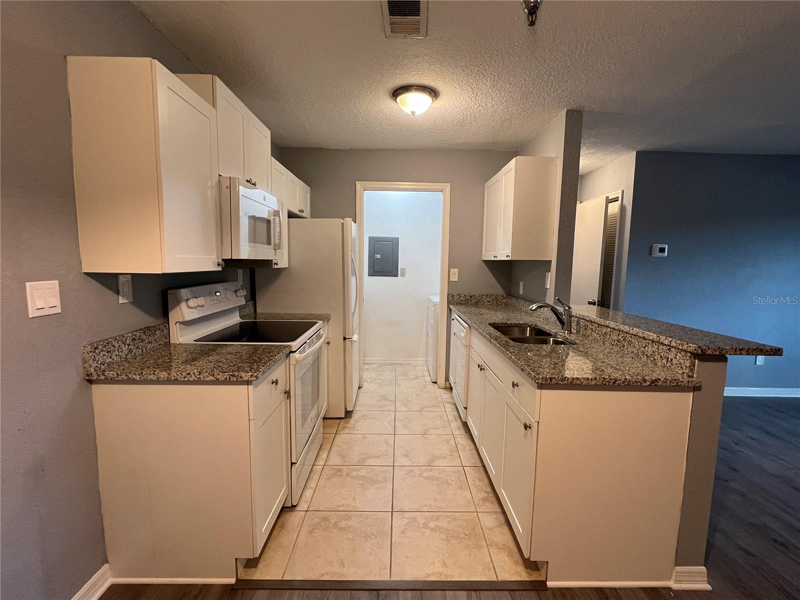 Image 5 of 22 For 10265 Gandy Boulevard N 1709