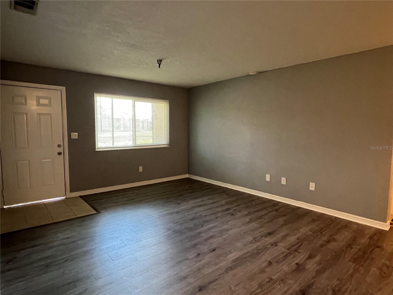 Image 8 of 22 For 10265 Gandy Boulevard N 1709