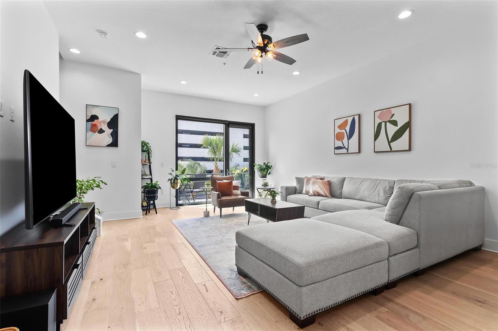 Image 11 of 20 For 2511 Grady Avenue N 8