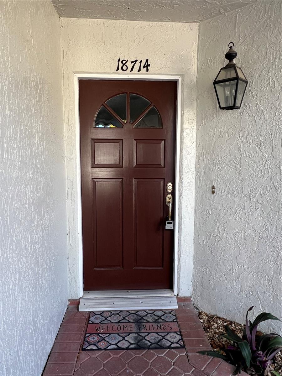 Image 2 of 25 For 18714 Wimbledon Circle 18714