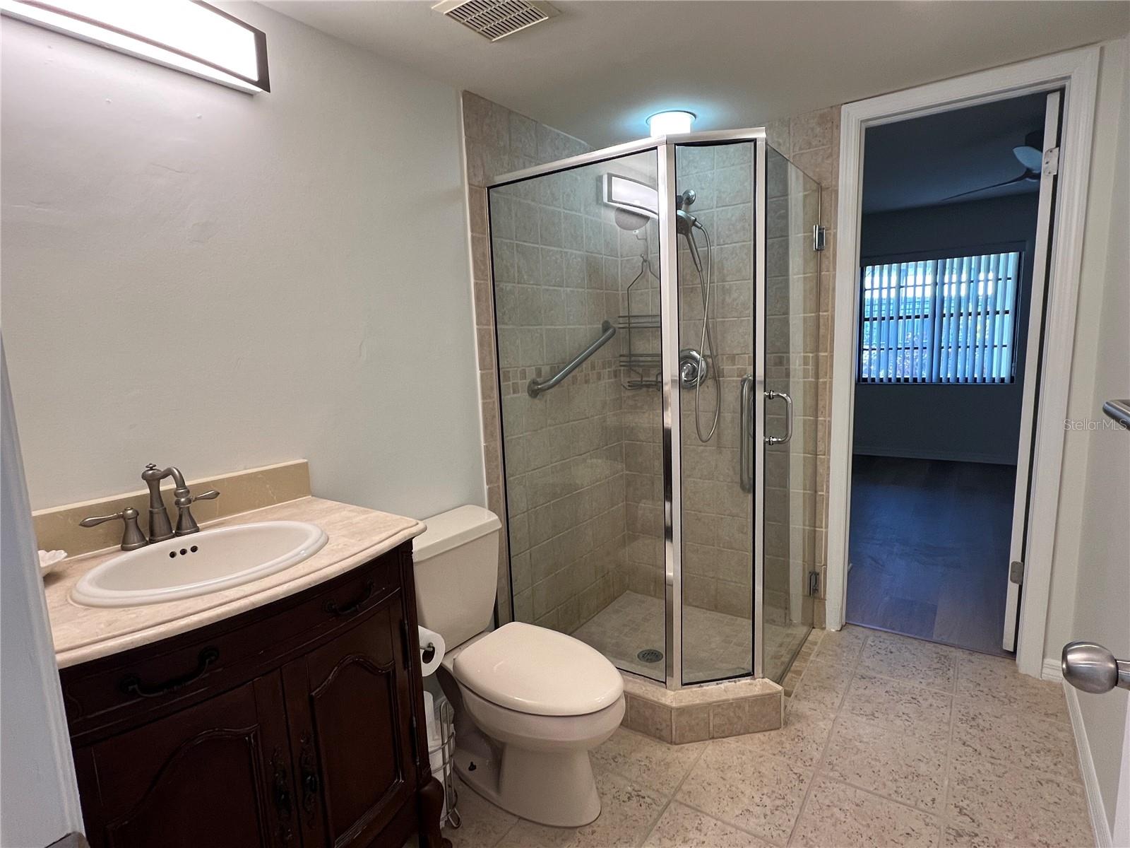 Image 23 of 25 For 18714 Wimbledon Circle 18714