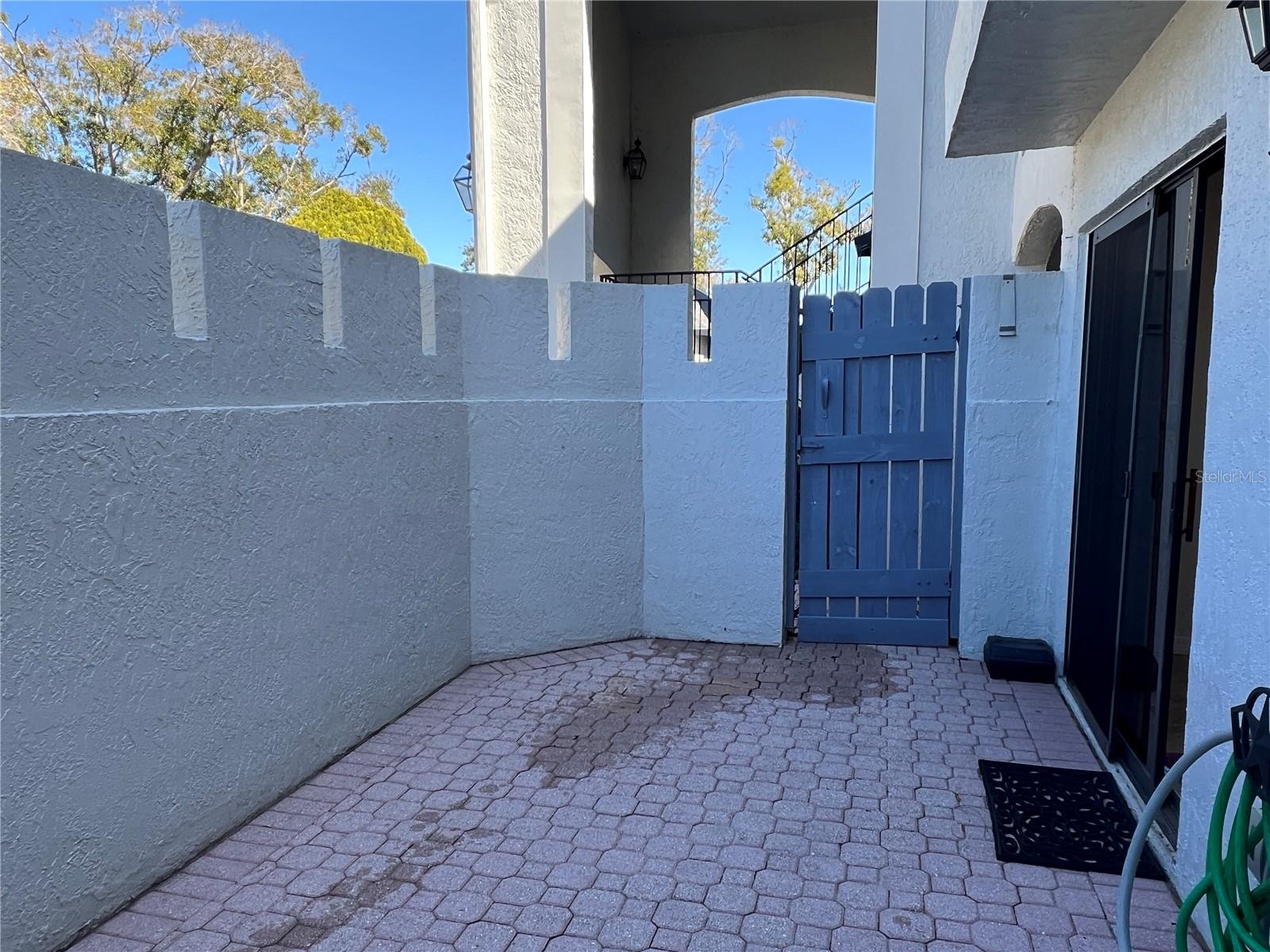 Image 9 of 25 For 18714 Wimbledon Circle 18714