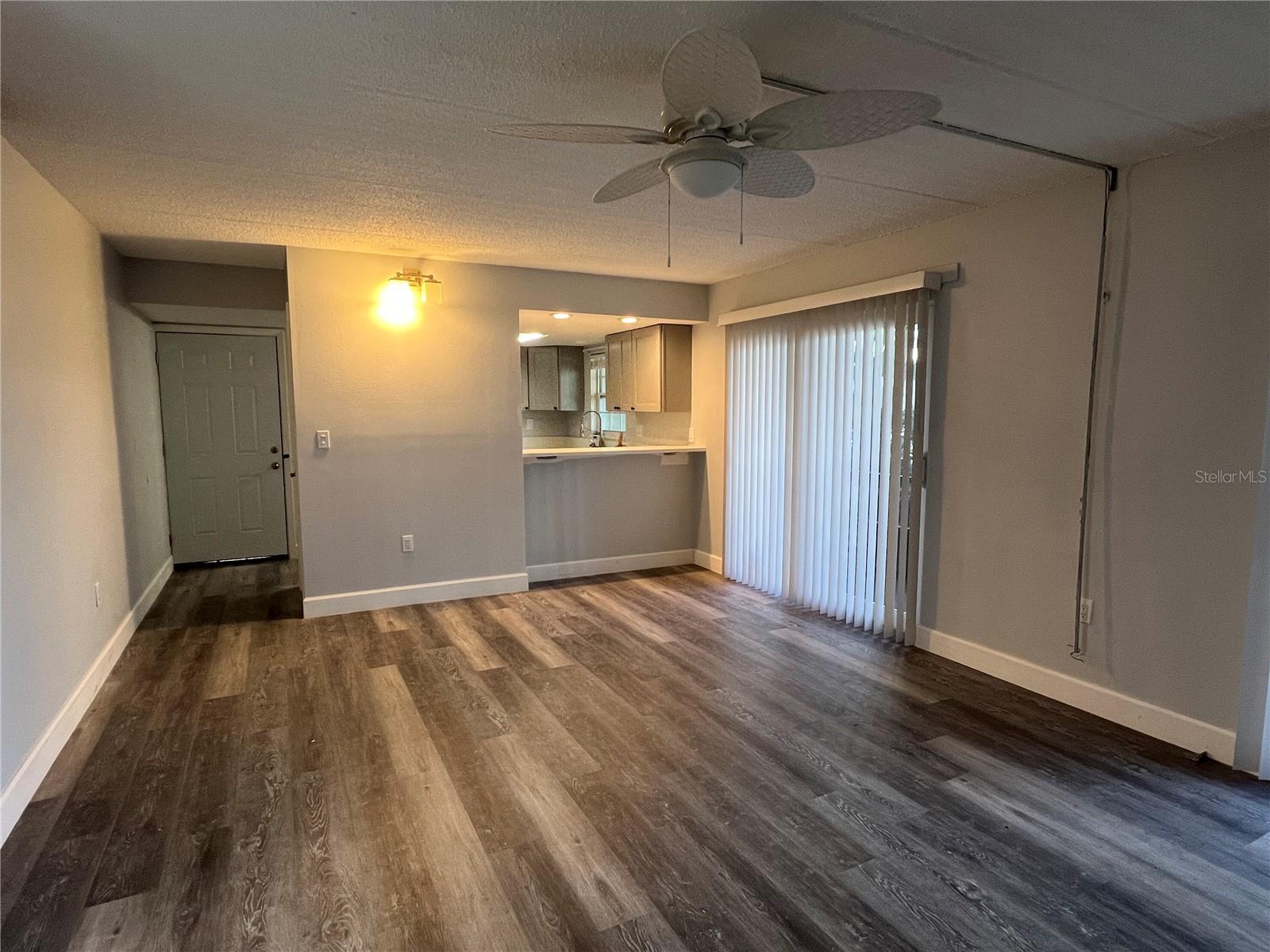 Image 4 of 21 For 8825 Bay Pointe Drive G-101