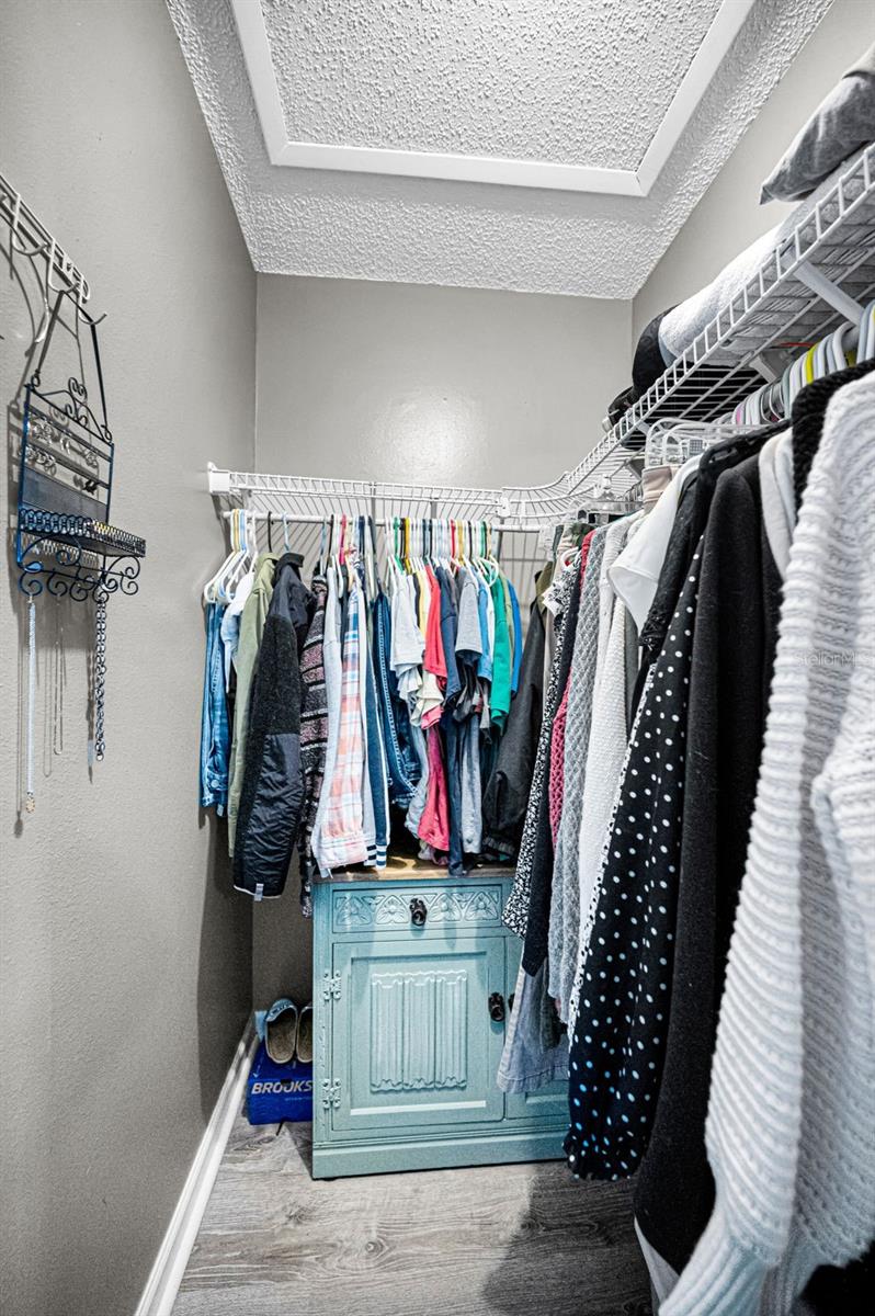 Image 26 of 47 For 2914 Cypress Green Drive