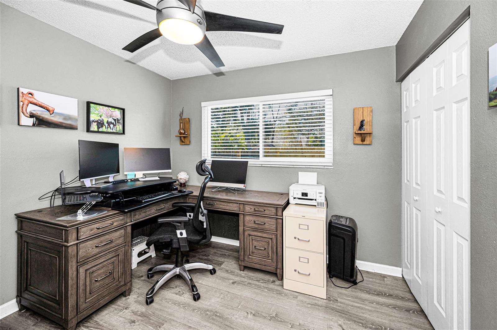 Image 33 of 47 For 2914 Cypress Green Drive