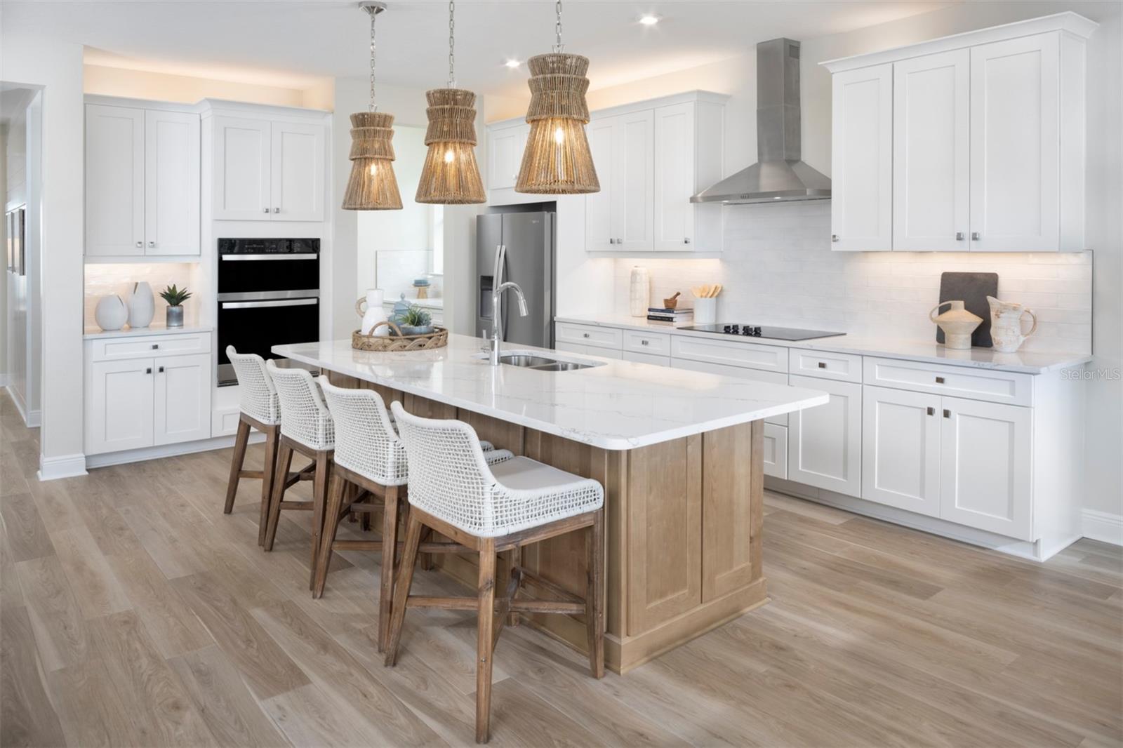 Image 10 of 42 For 18231 Chromata Drive