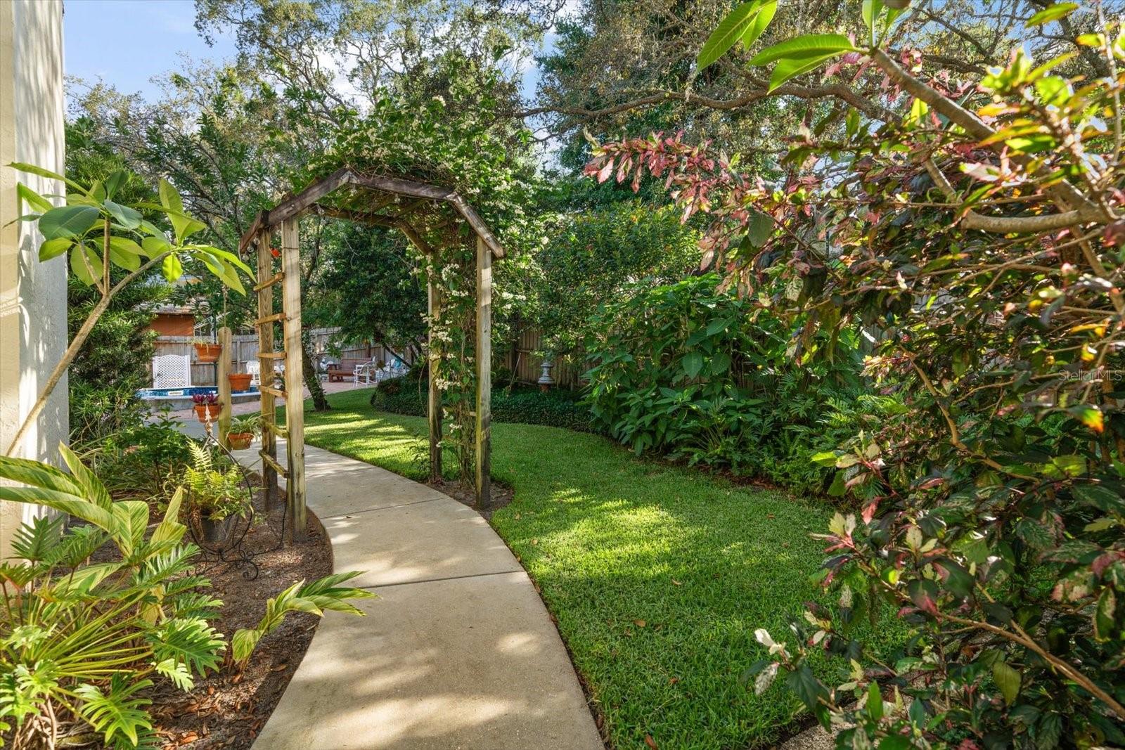 Image 13 of 52 For 1799 Dixie Highway