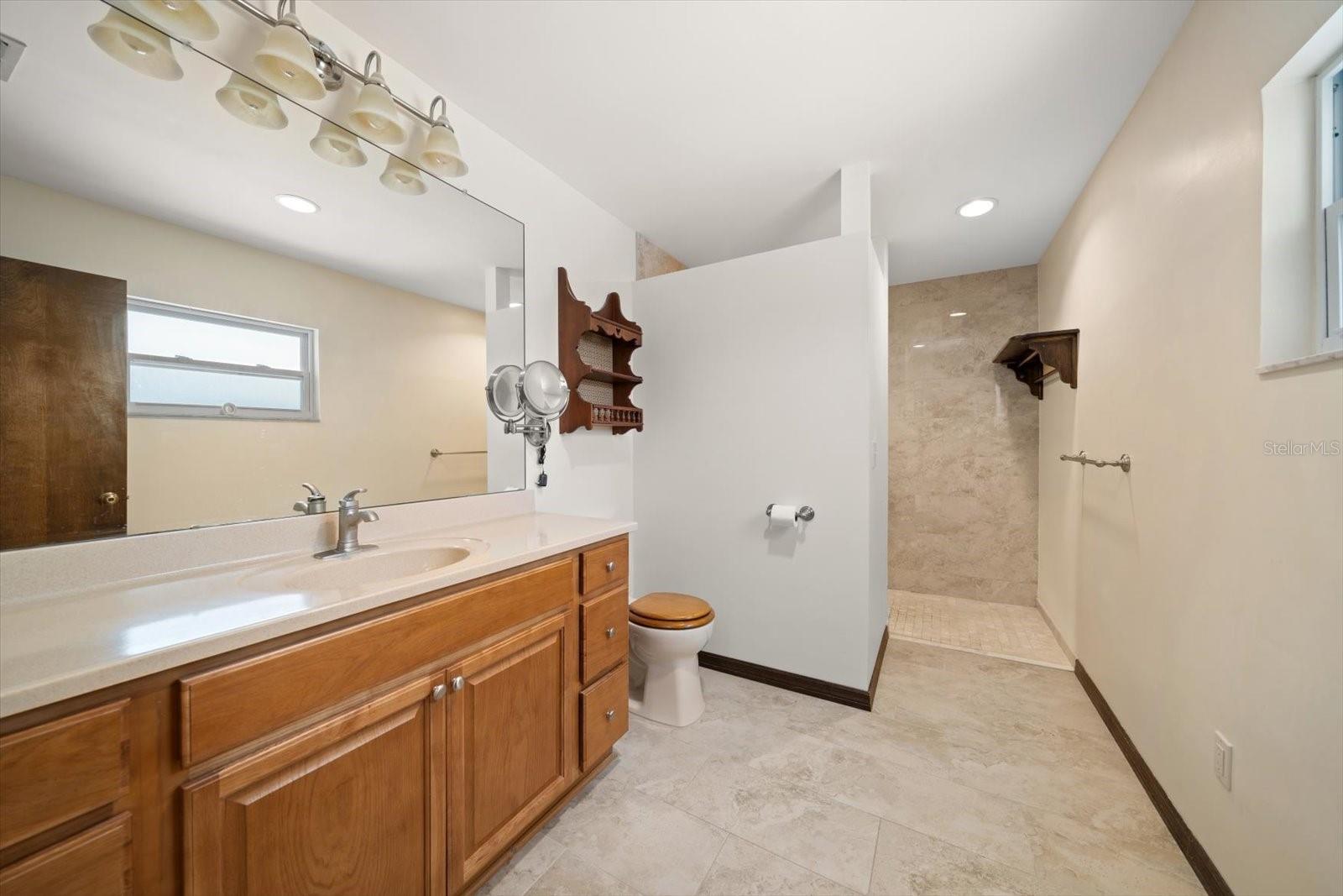 Image 27 of 52 For 1799 Dixie Highway