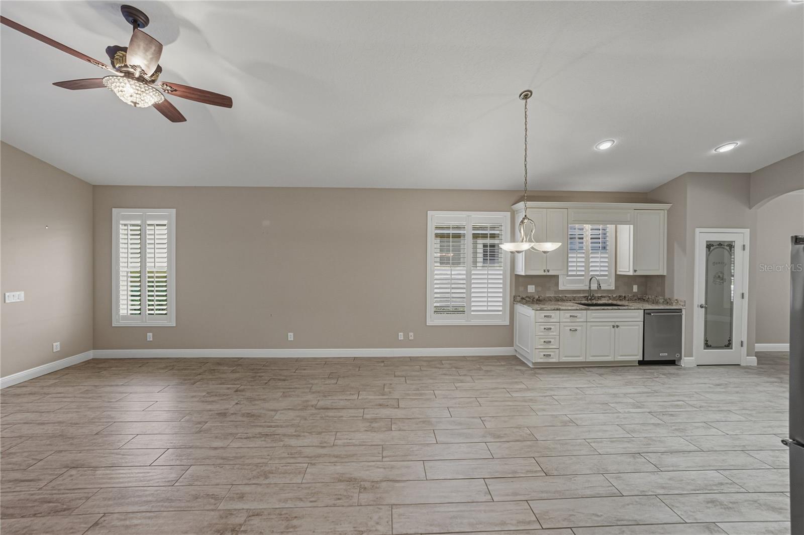 Listing photo id 8 for 13231 Palmilla Circle