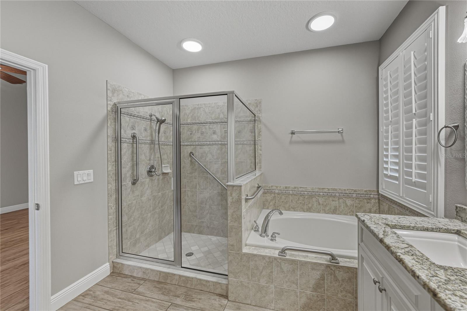 Listing photo id 27 for 13231 Palmilla Circle